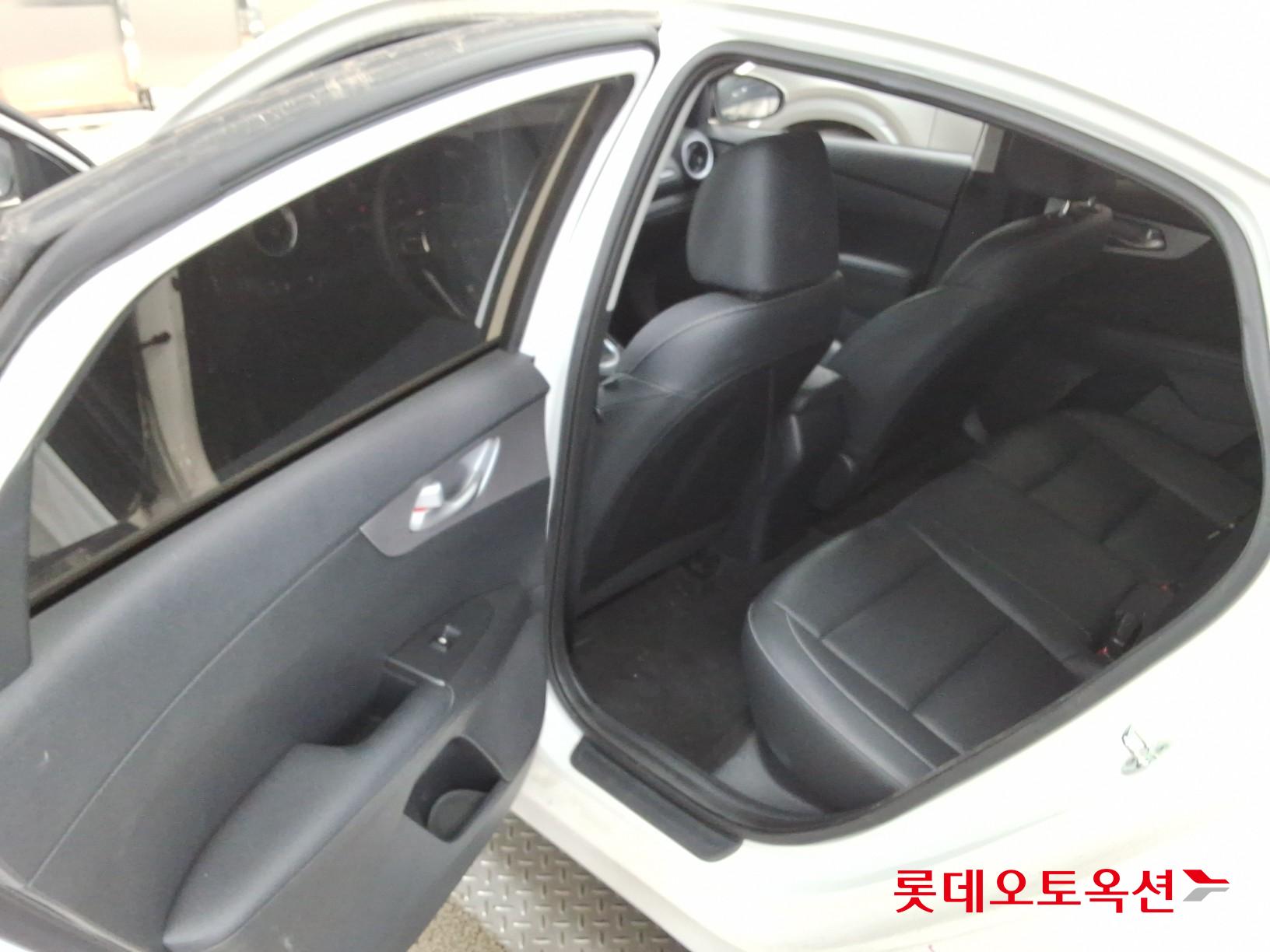기아자동차 K3 - 38