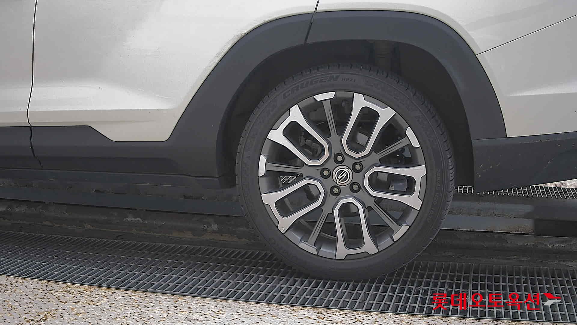 SsangYong Torres id 3436689 из Кореи 22