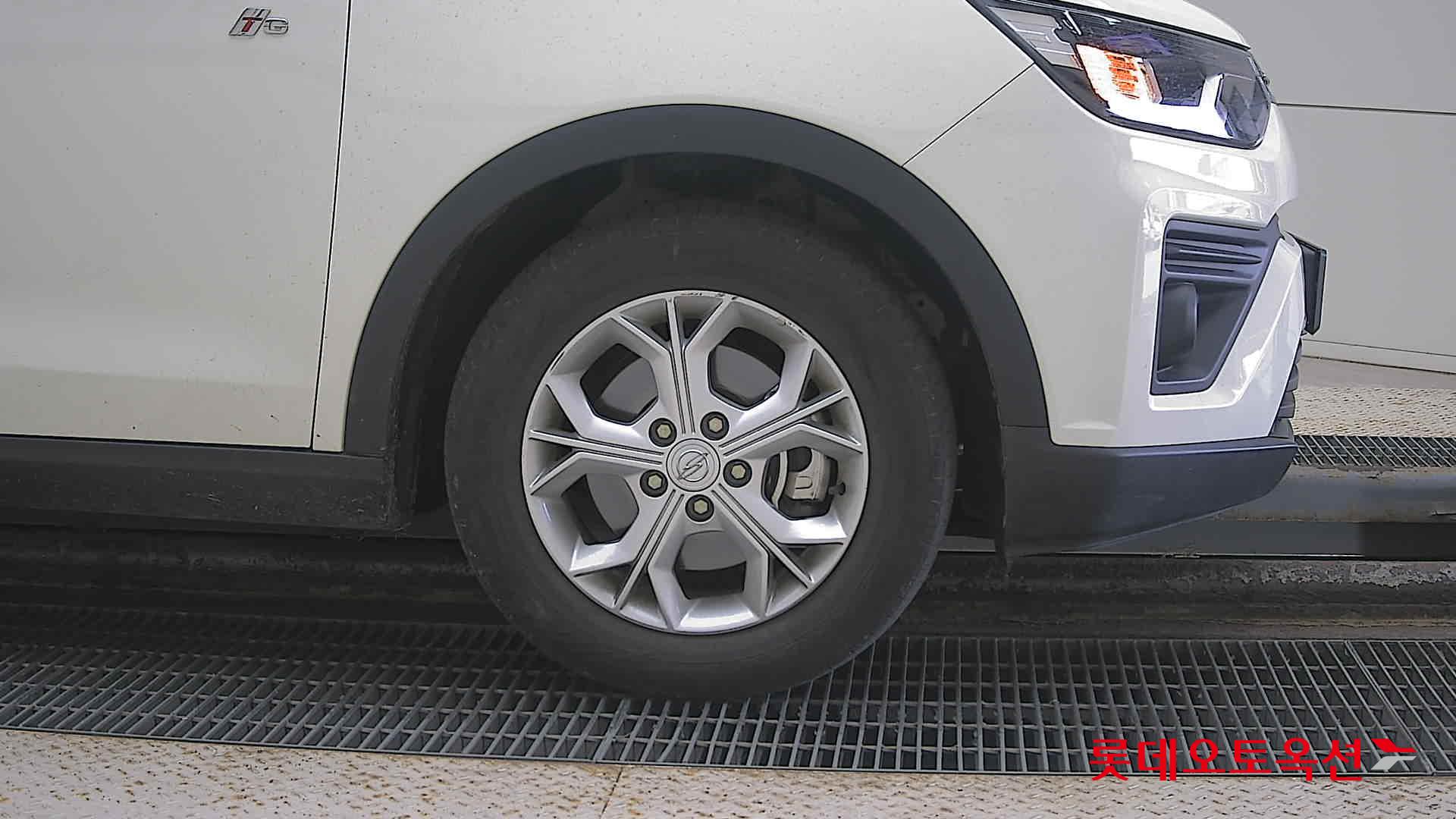 SsangYong Tivoli id 3436685 из Кореи 23