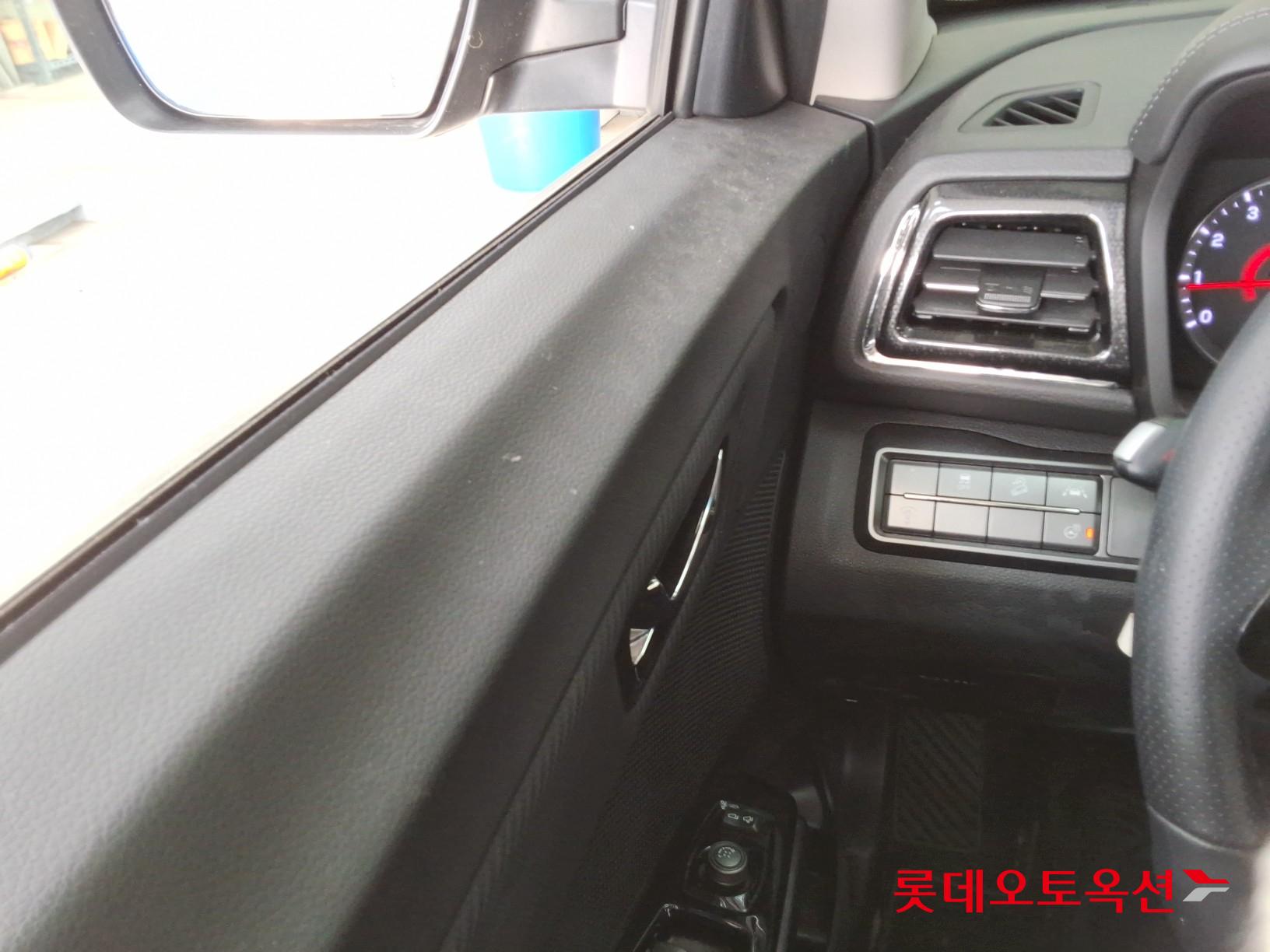 SsangYong Tivoli id 3441826 из Кореи 28