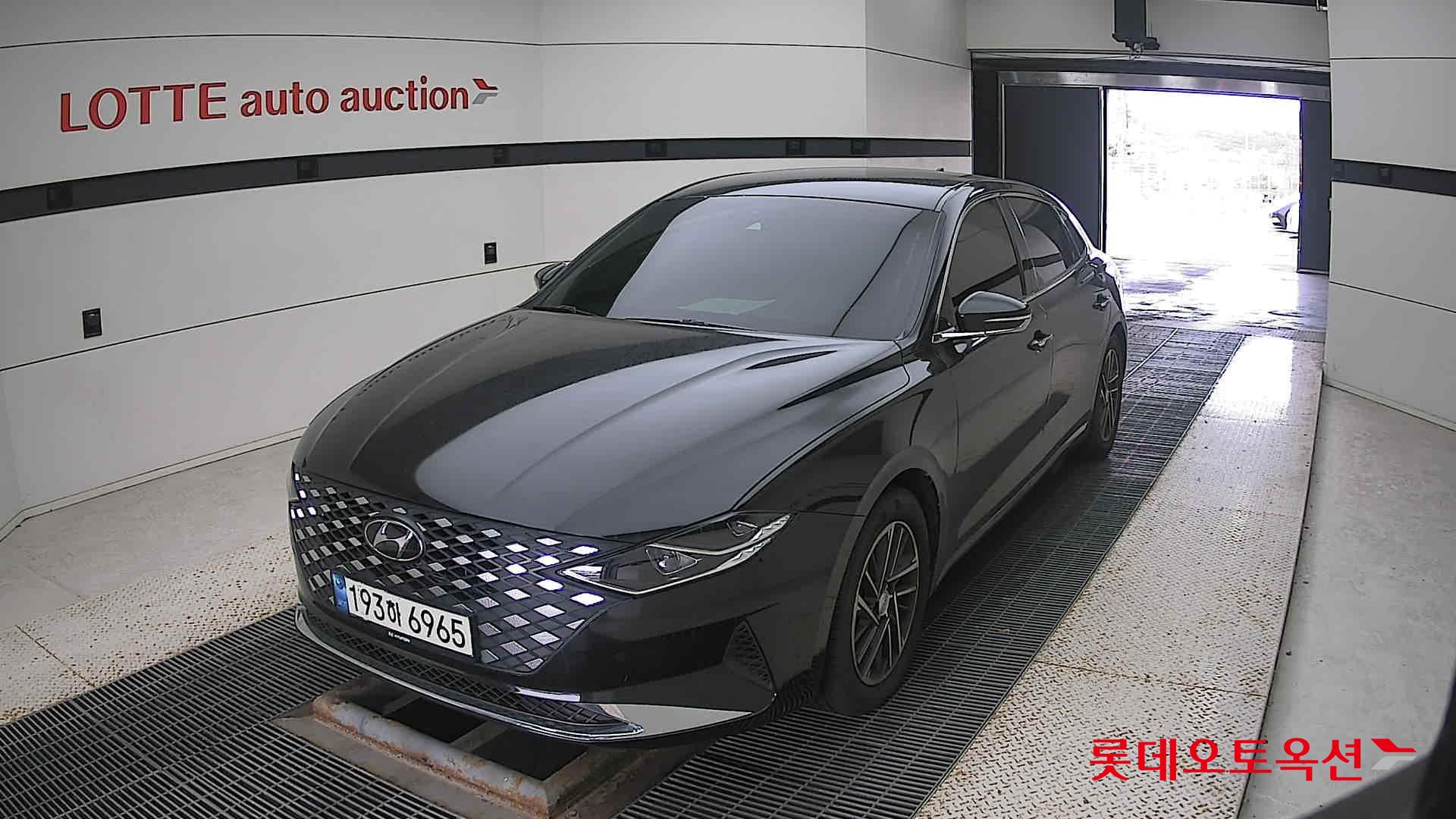 Hyundai Grandeur 2022 Midnight Black Pearl из Кореи