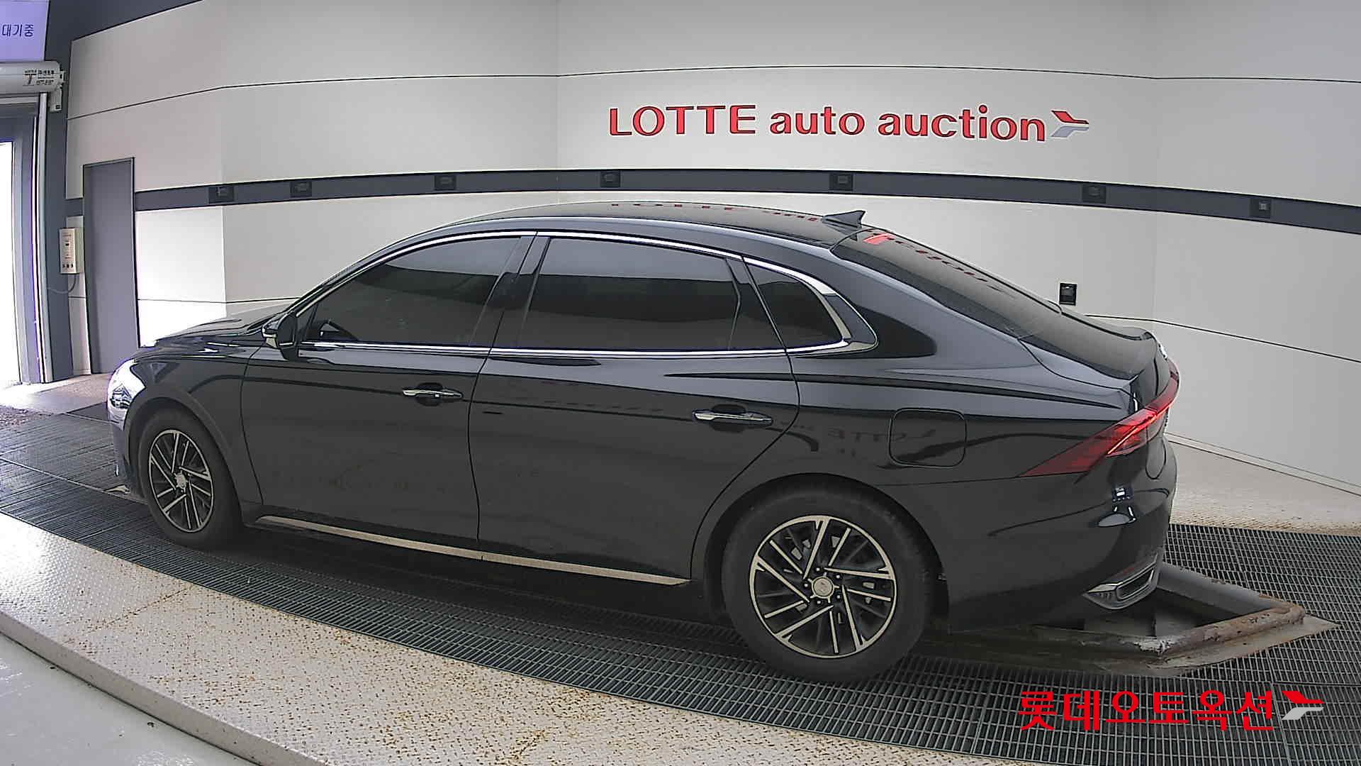 Hyundai Grandeur id 3436626 из Кореи 11