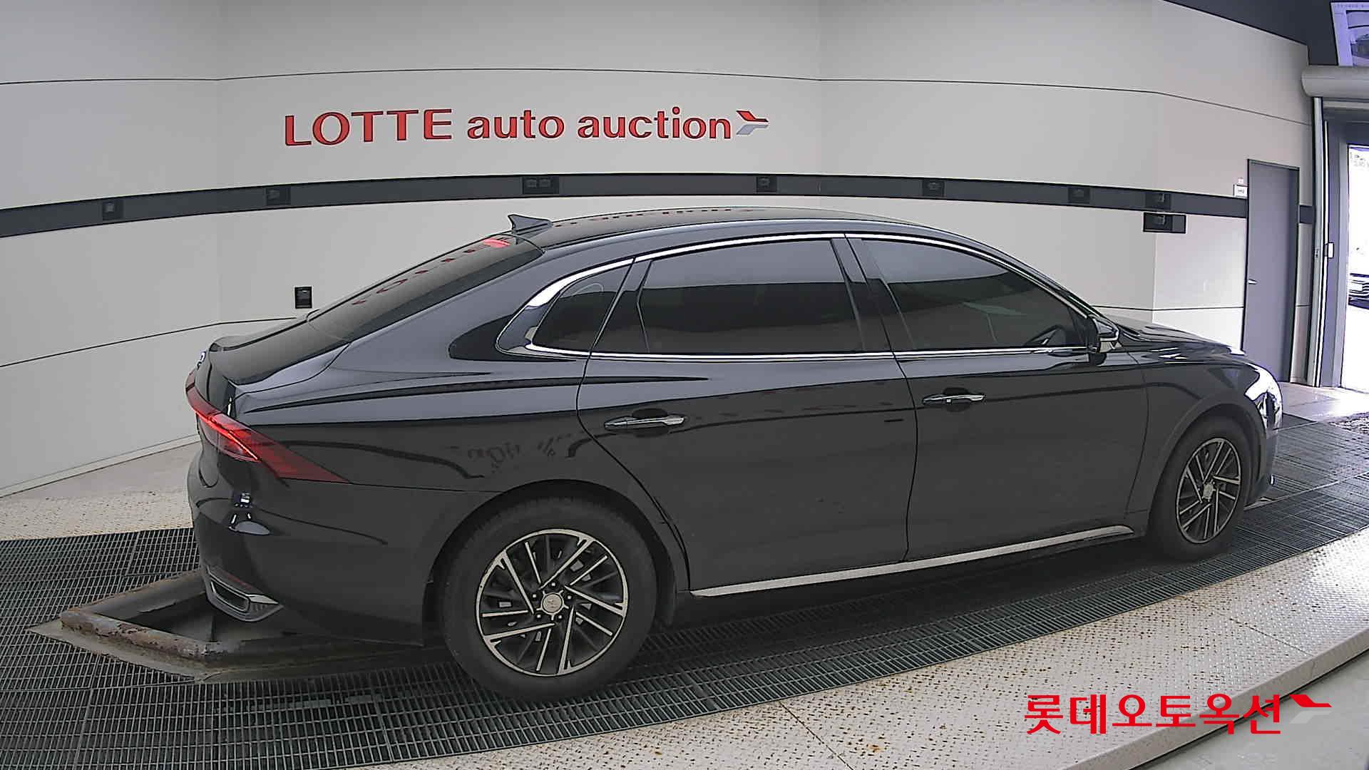 Hyundai Grandeur id 3436626 из Кореи 18