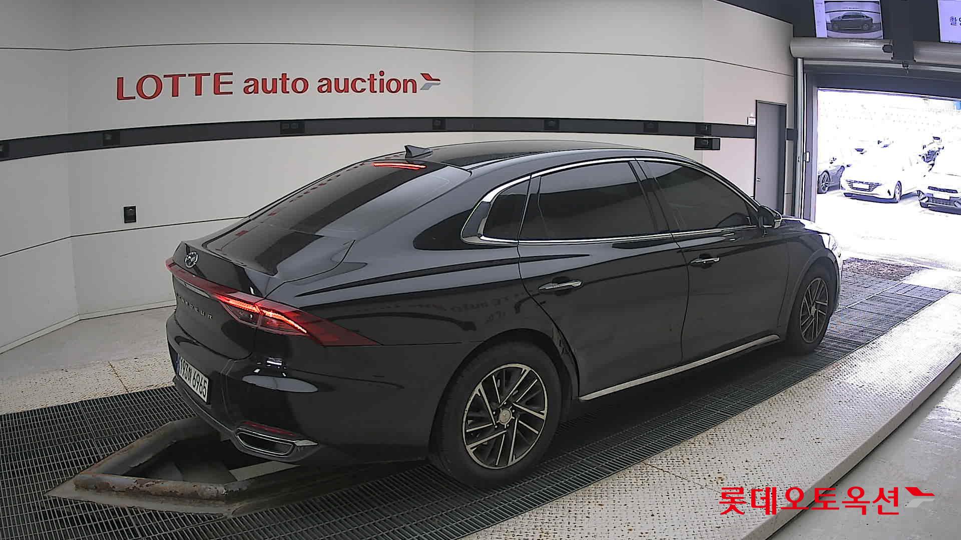 Hyundai Grandeur id 3436626 из Кореи 19