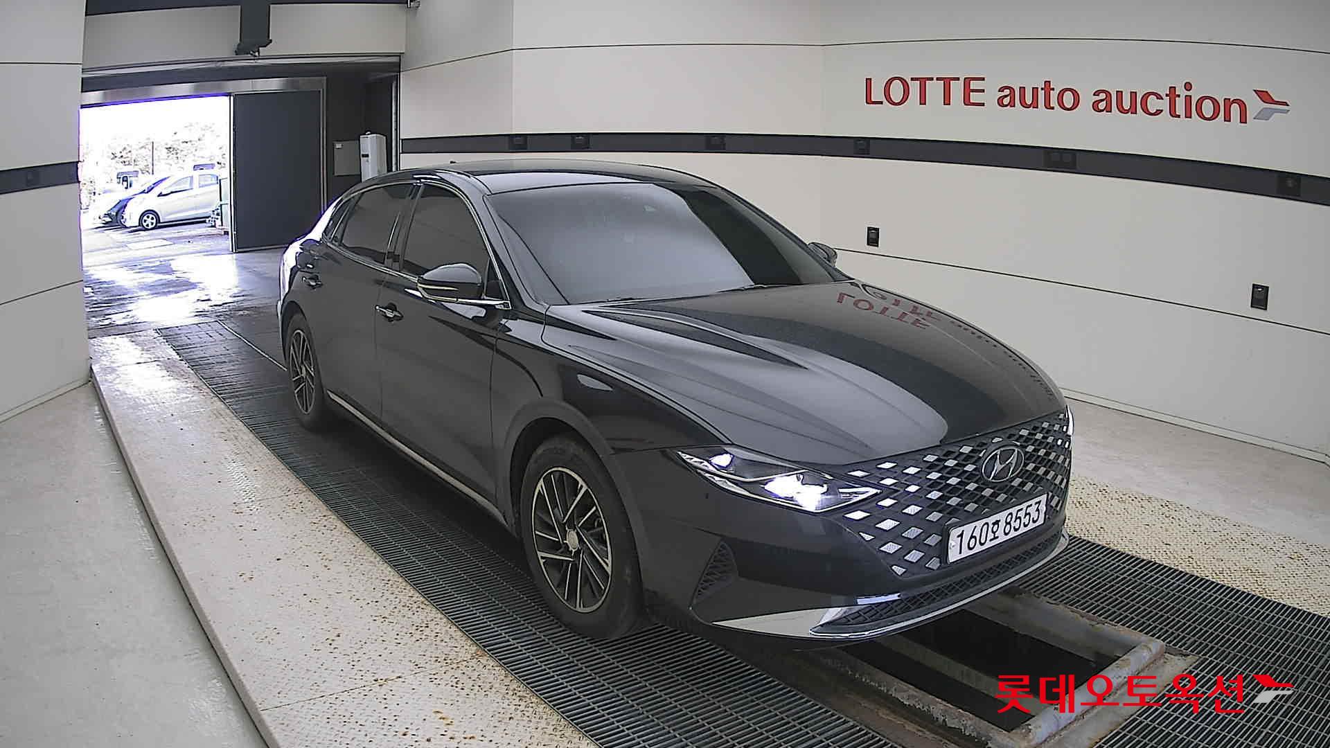 Hyundai Grandeur 2022 Midnight Black Pearl из Кореи, фото 2