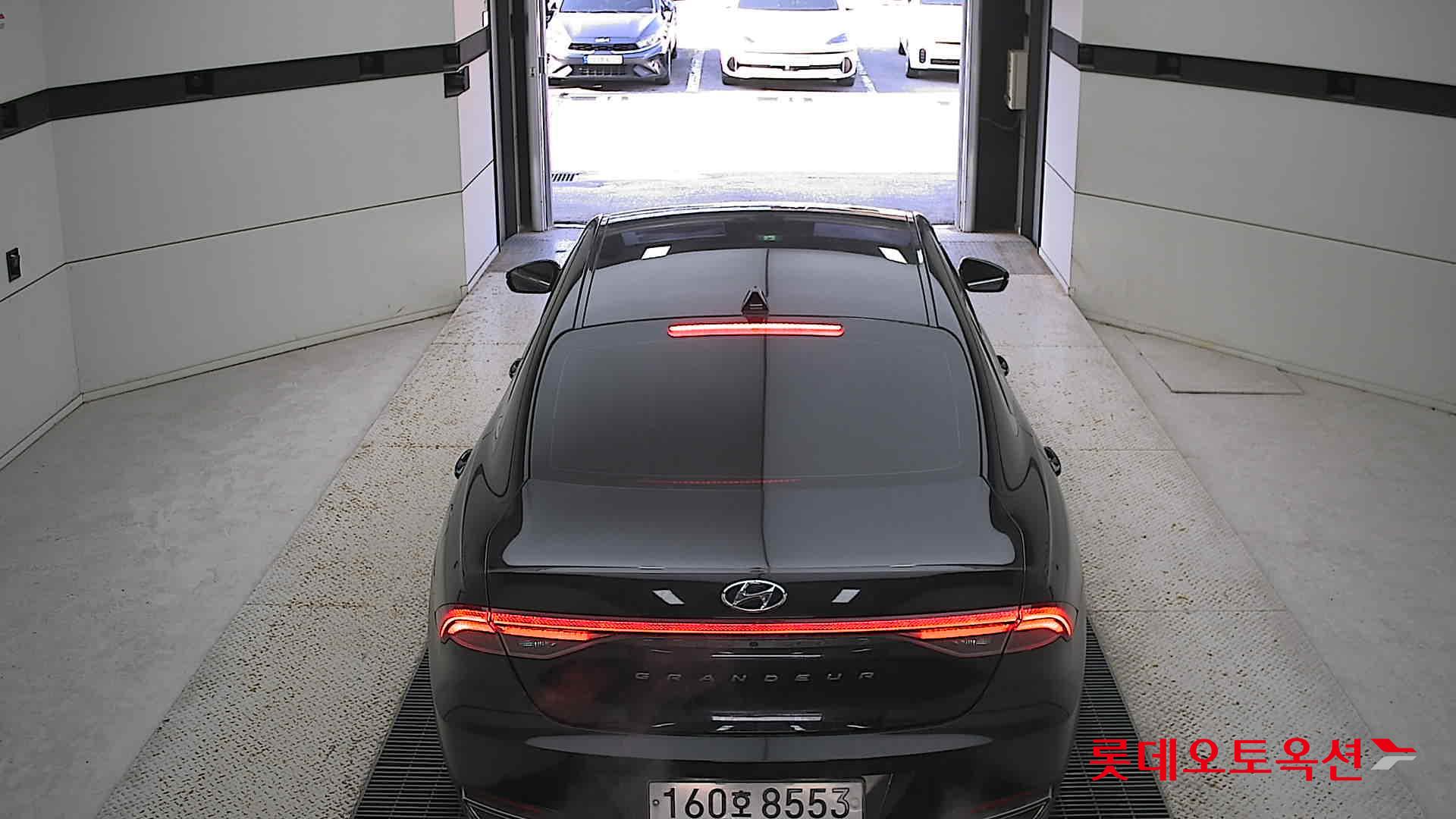 Hyundai Grandeur 2022 Midnight Black Pearl из Кореи, фото 5