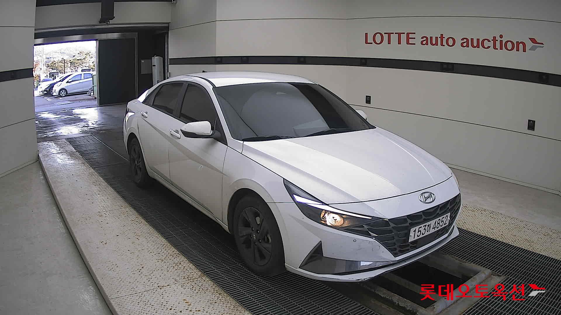 Hyundai Avante Hybrid 2021 Polar White из Кореи, фото 2