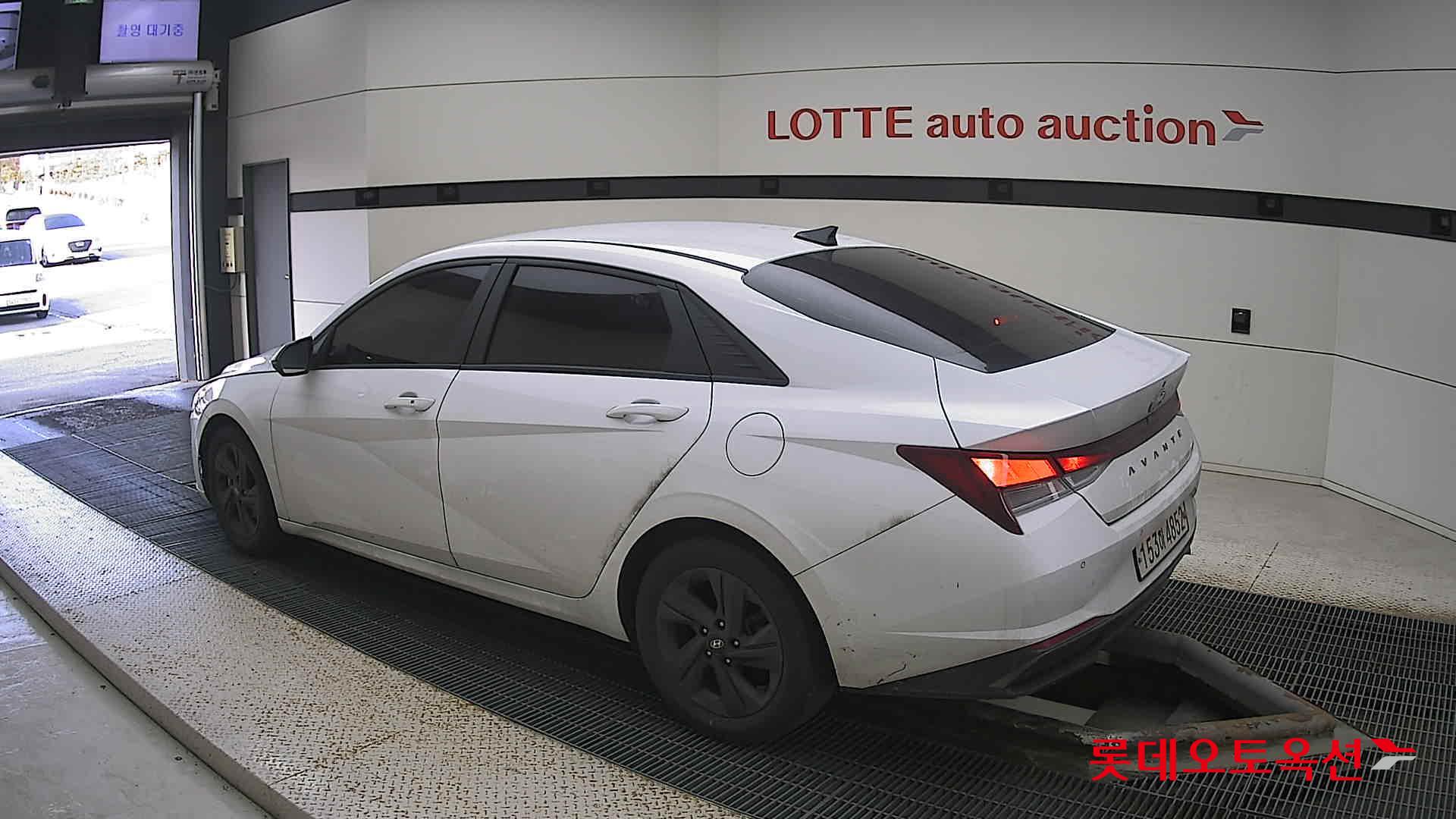 Hyundai Avante Hybrid id 3436604 из Кореи 10