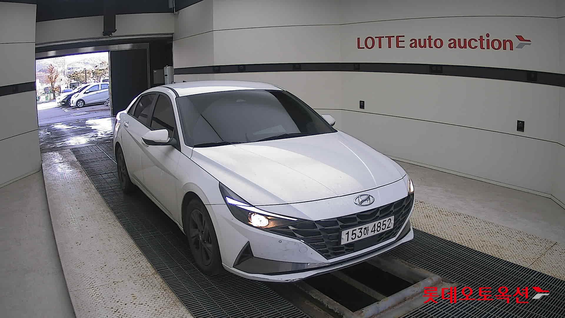 Hyundai Avante Hybrid id 3436604 из Кореи 15