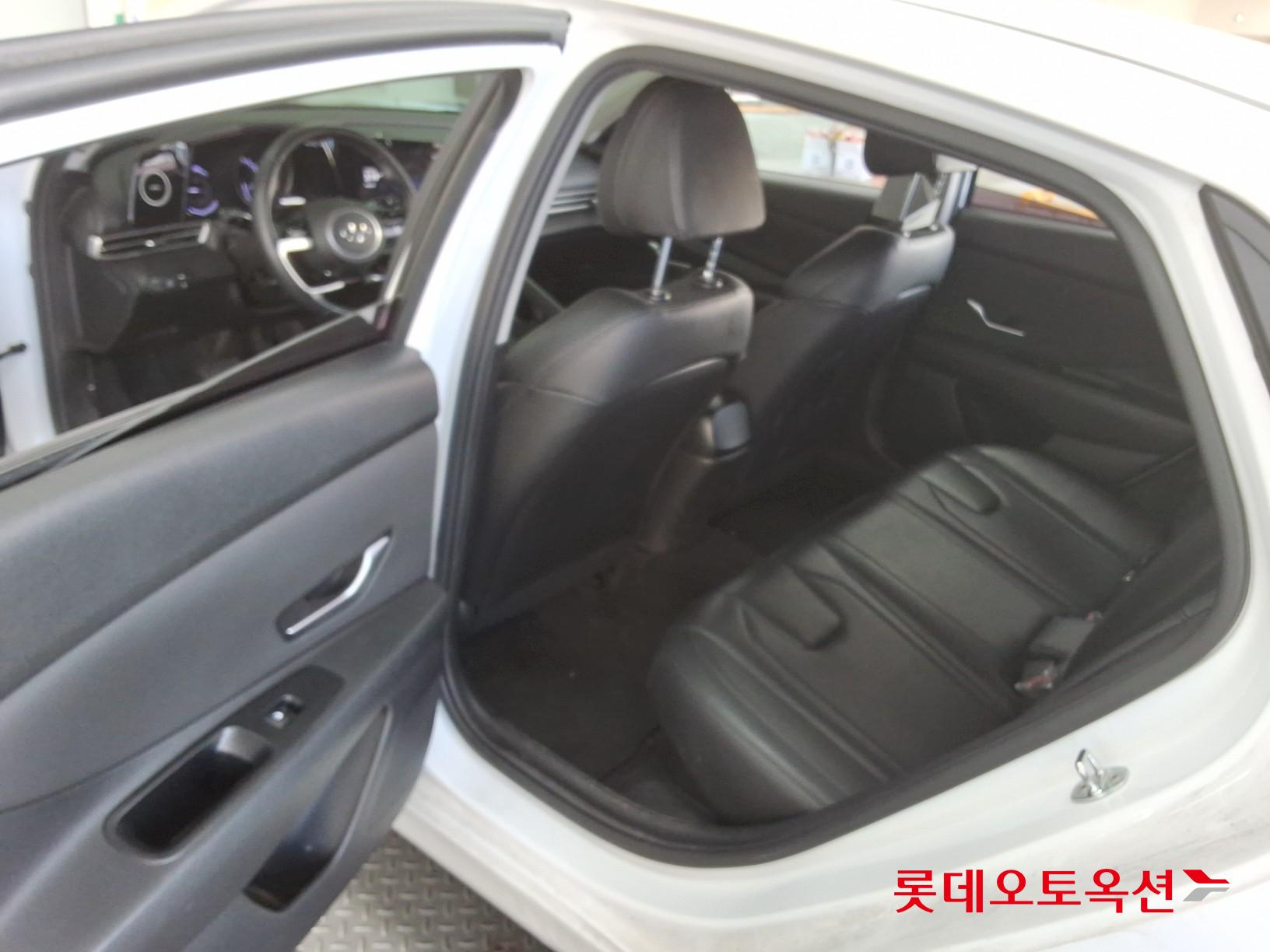 Hyundai Avante Hybrid id 3436604 из Кореи 36