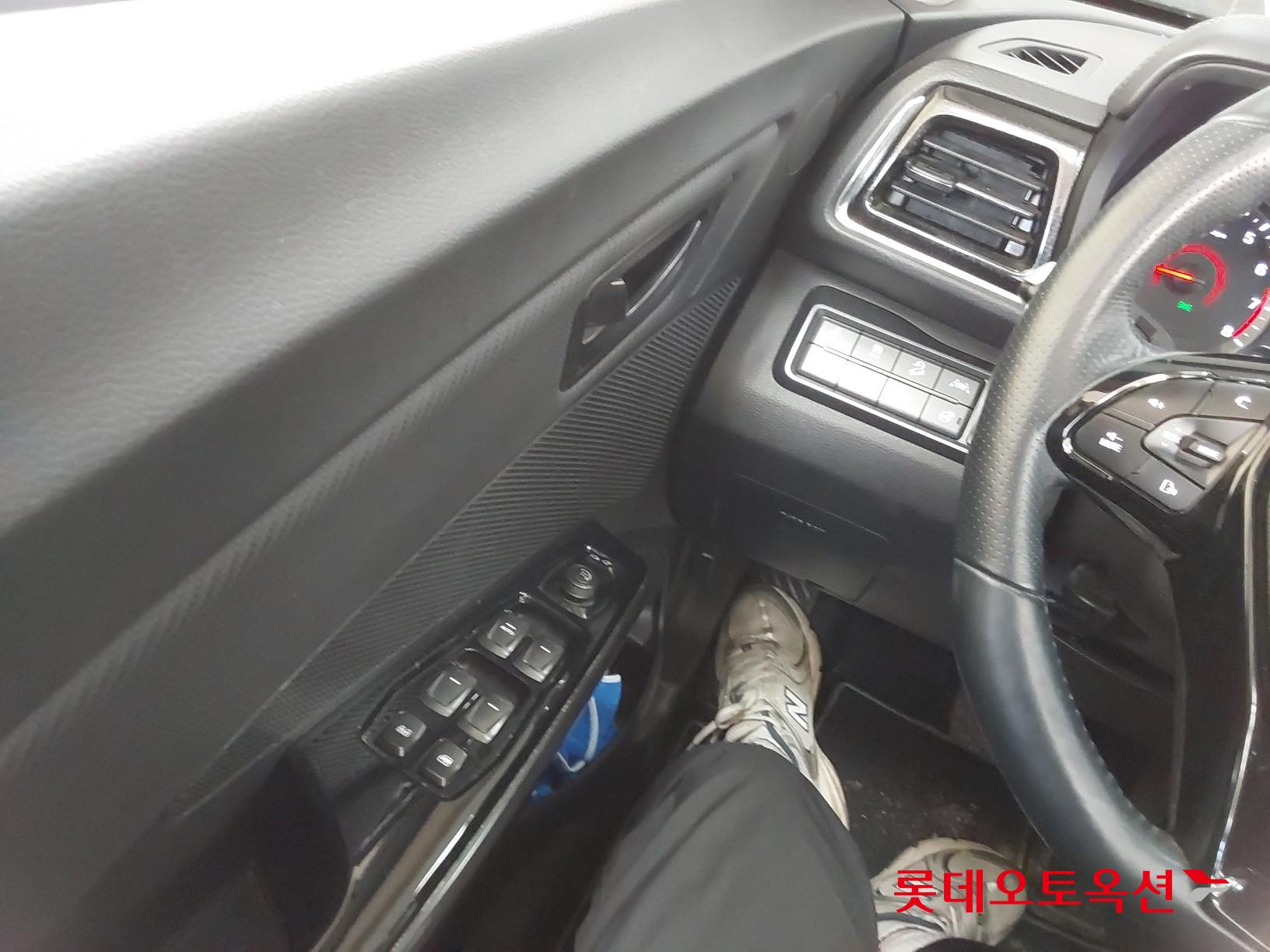 SsangYong Tivoli id 3436687 из Кореи 28