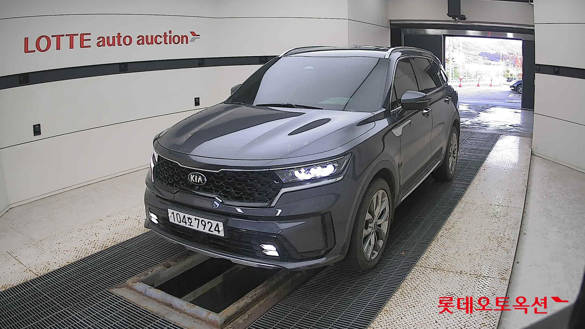 Kia Sorento 2021 Platinium Graphite из Кореи