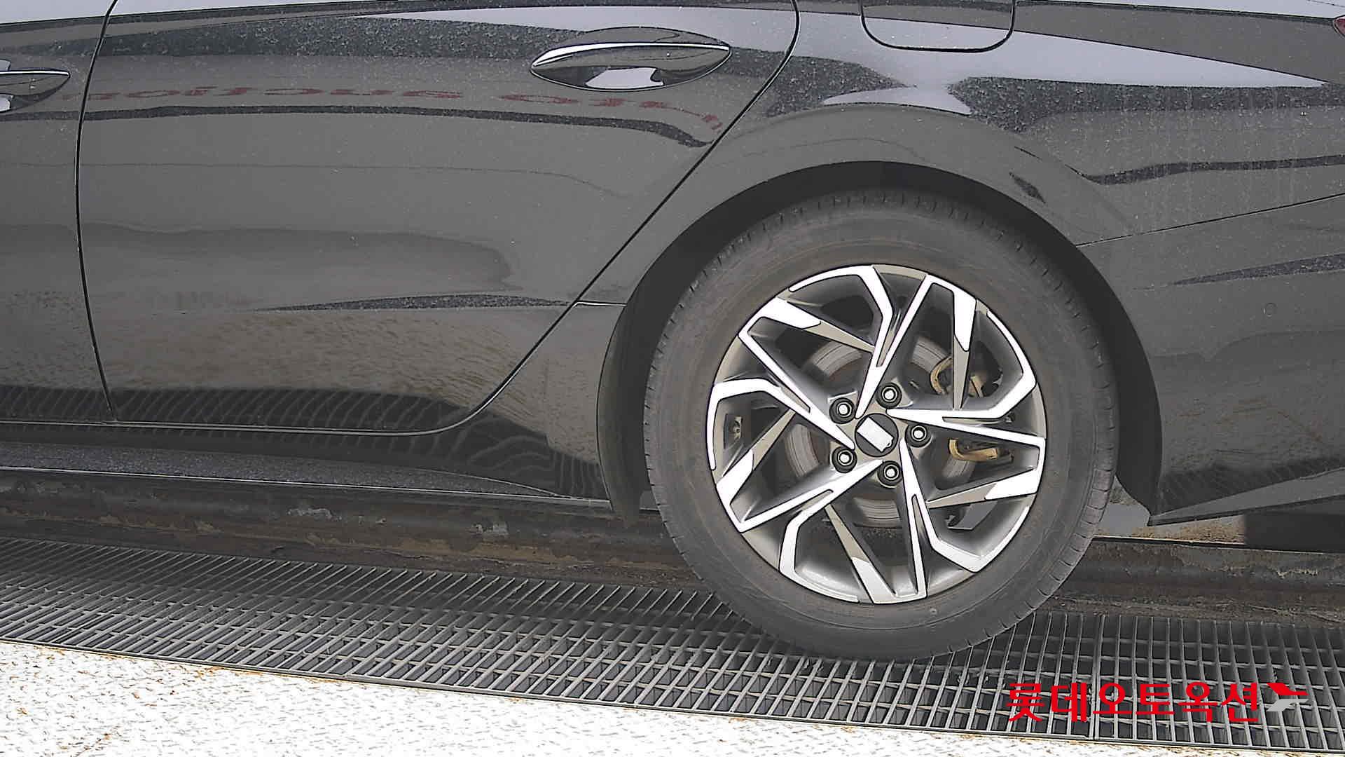 Hyundai Sonata id 3436621 из Кореи 22