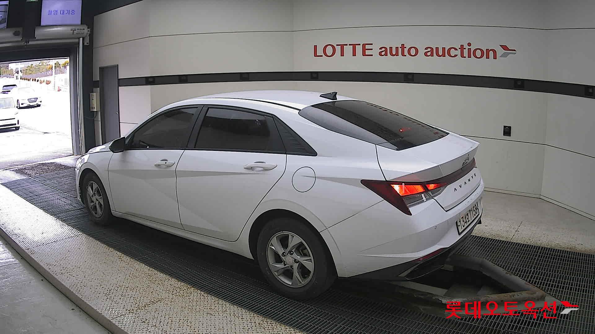 Hyundai Avante id 3436609 из Кореи 10