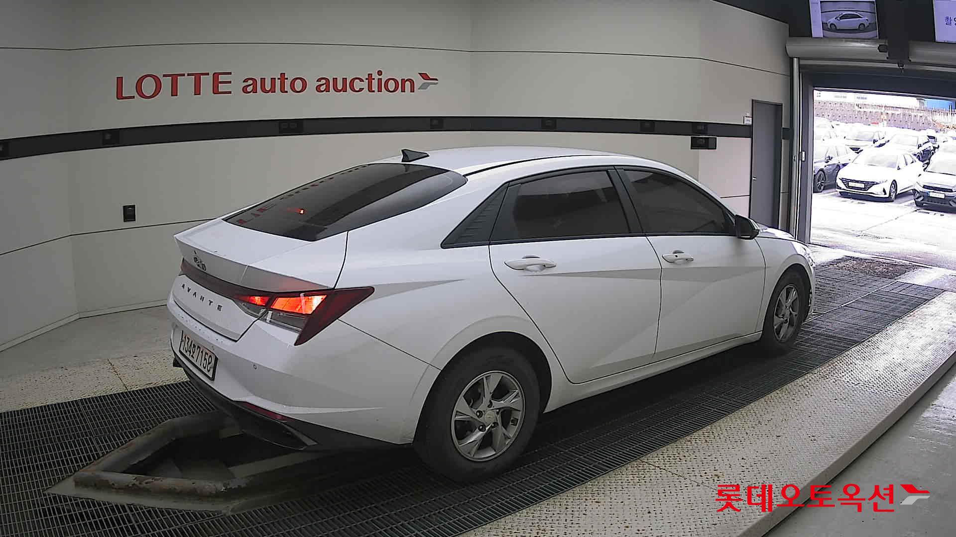 Hyundai Avante id 3436609 из Кореи 19