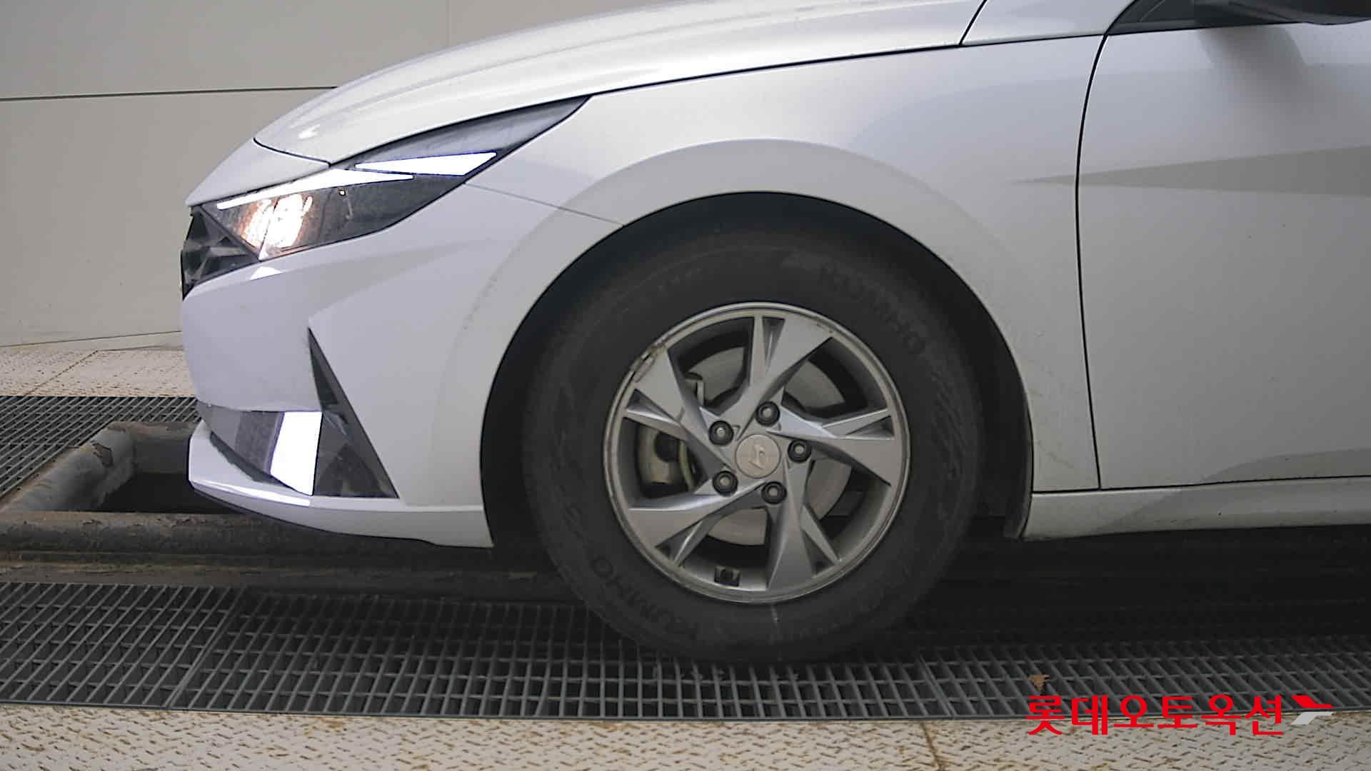 Hyundai Avante id 3436609 из Кореи 21