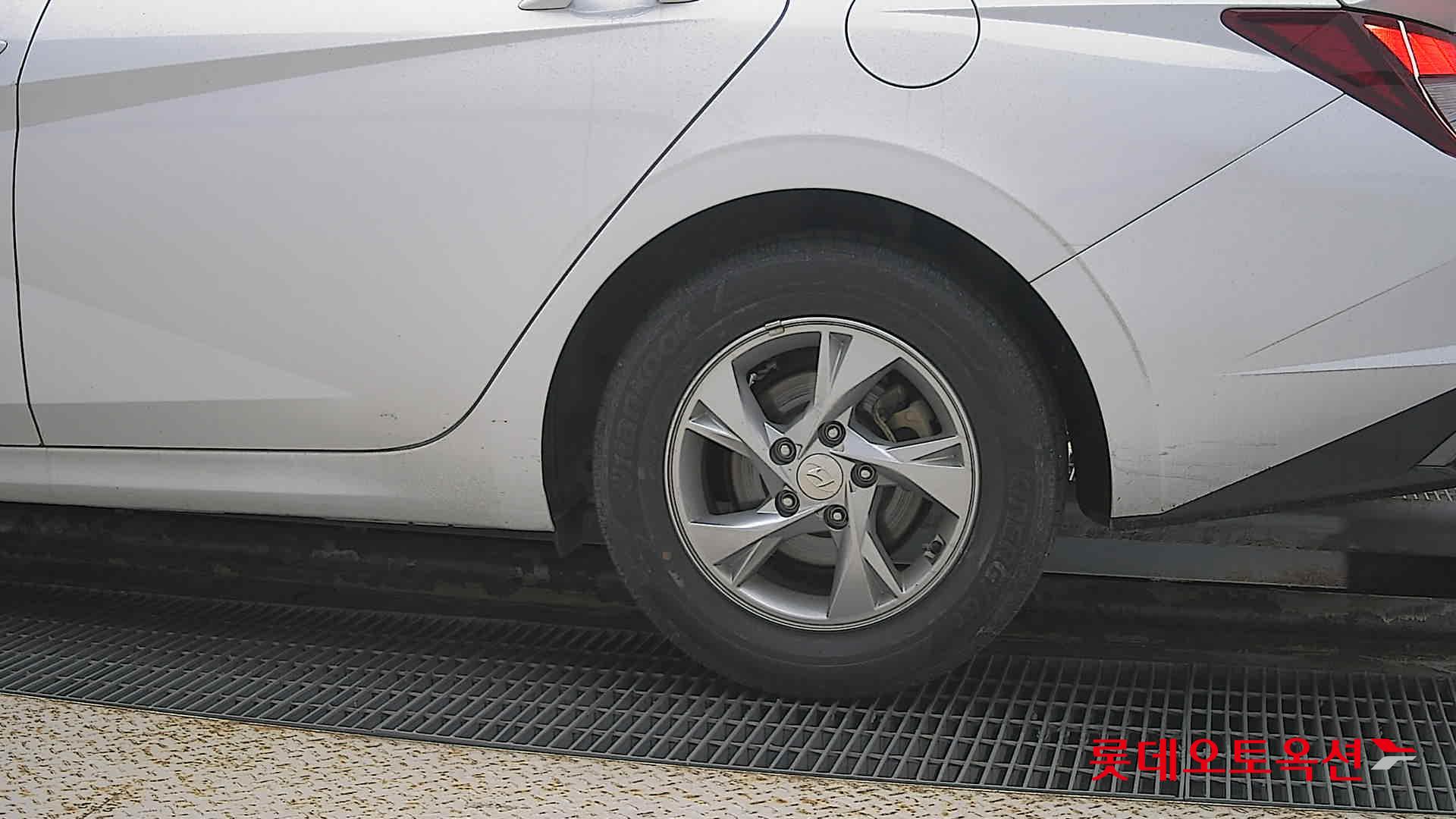 Hyundai Avante id 3436609 из Кореи 22