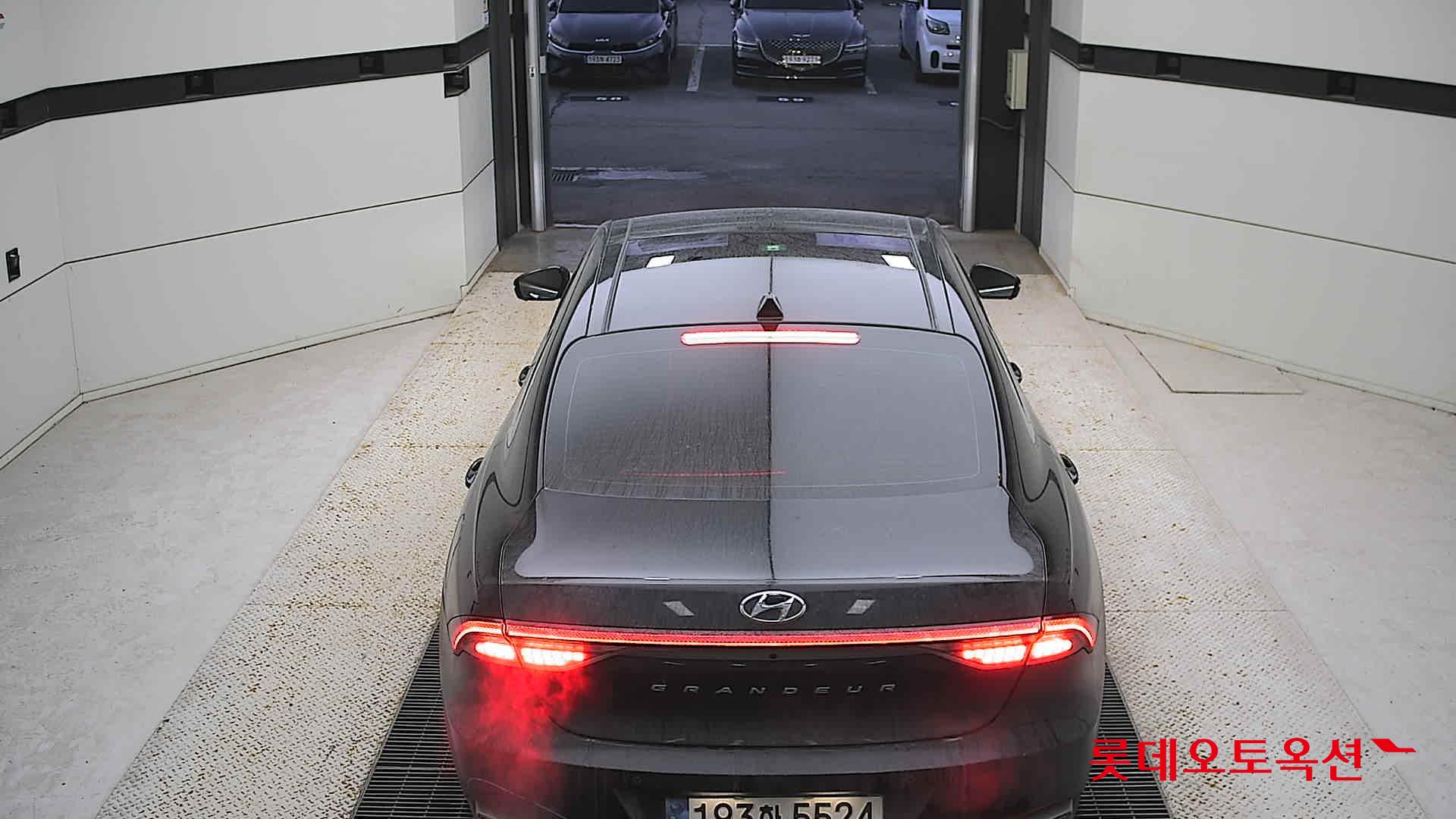 Hyundai Grandeur 2022 Midnight Black Pearl из Кореи, фото 5