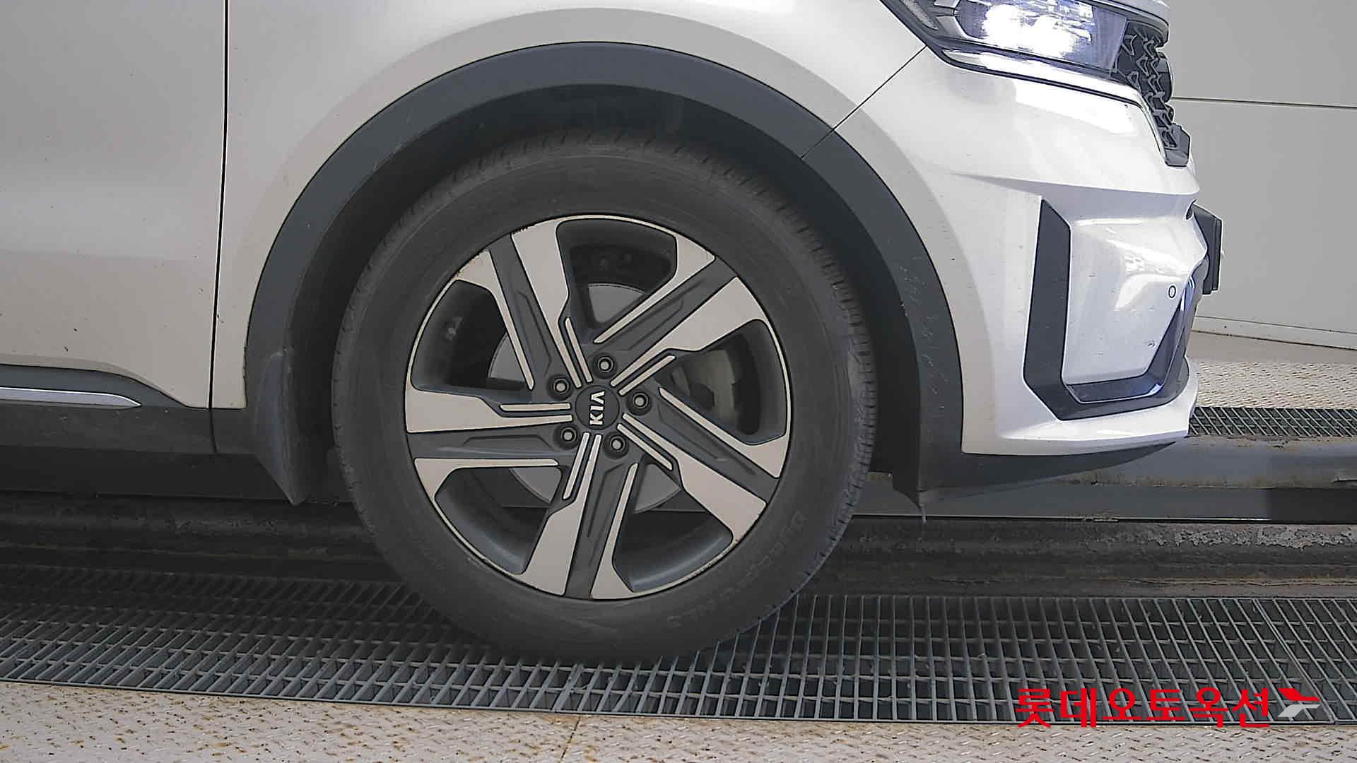 Kia Sorento Hybrid id 3446757 из Кореи 23