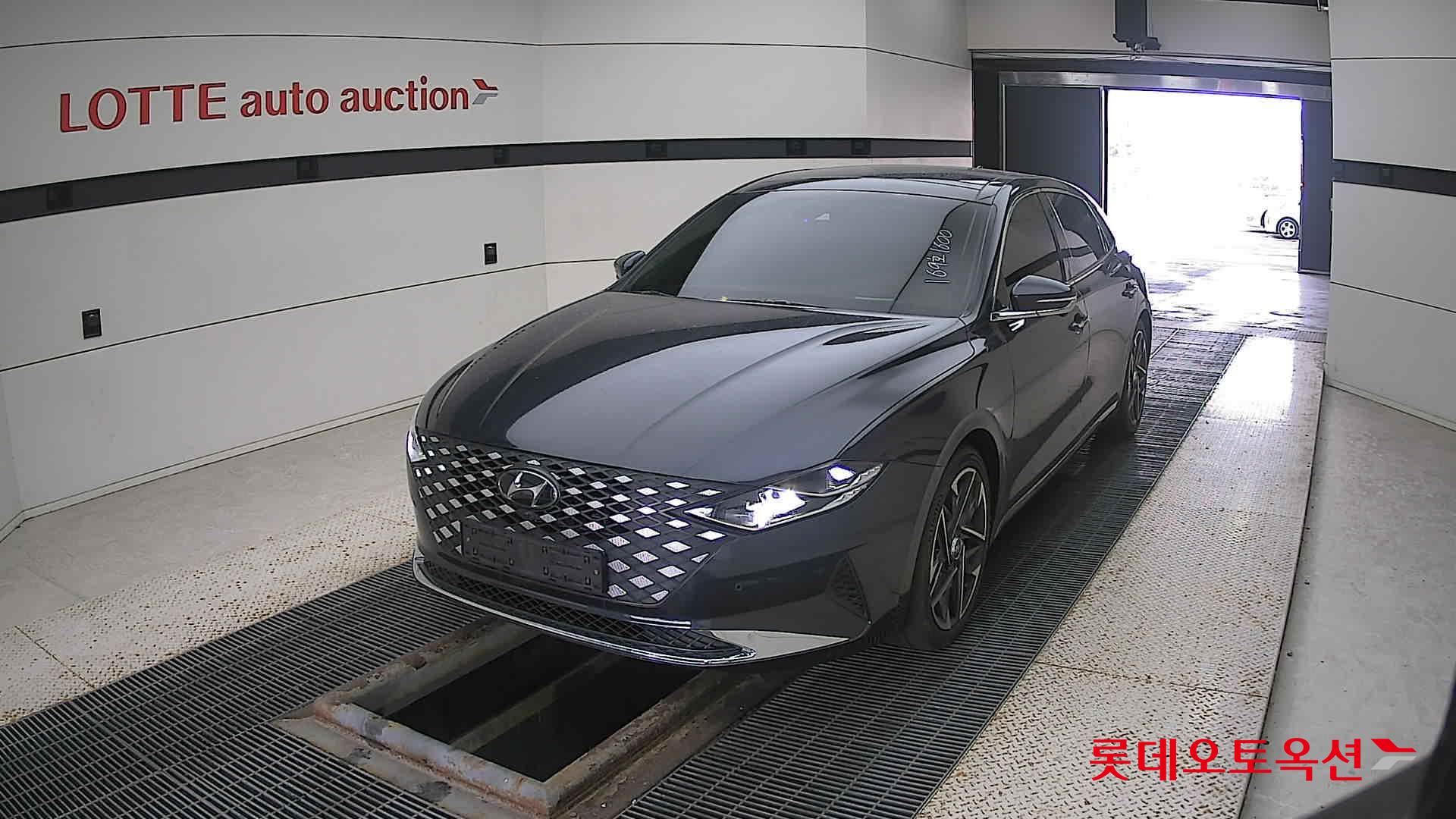 Hyundai Grandeur 2022 Oxford Blue Metallic из Кореи