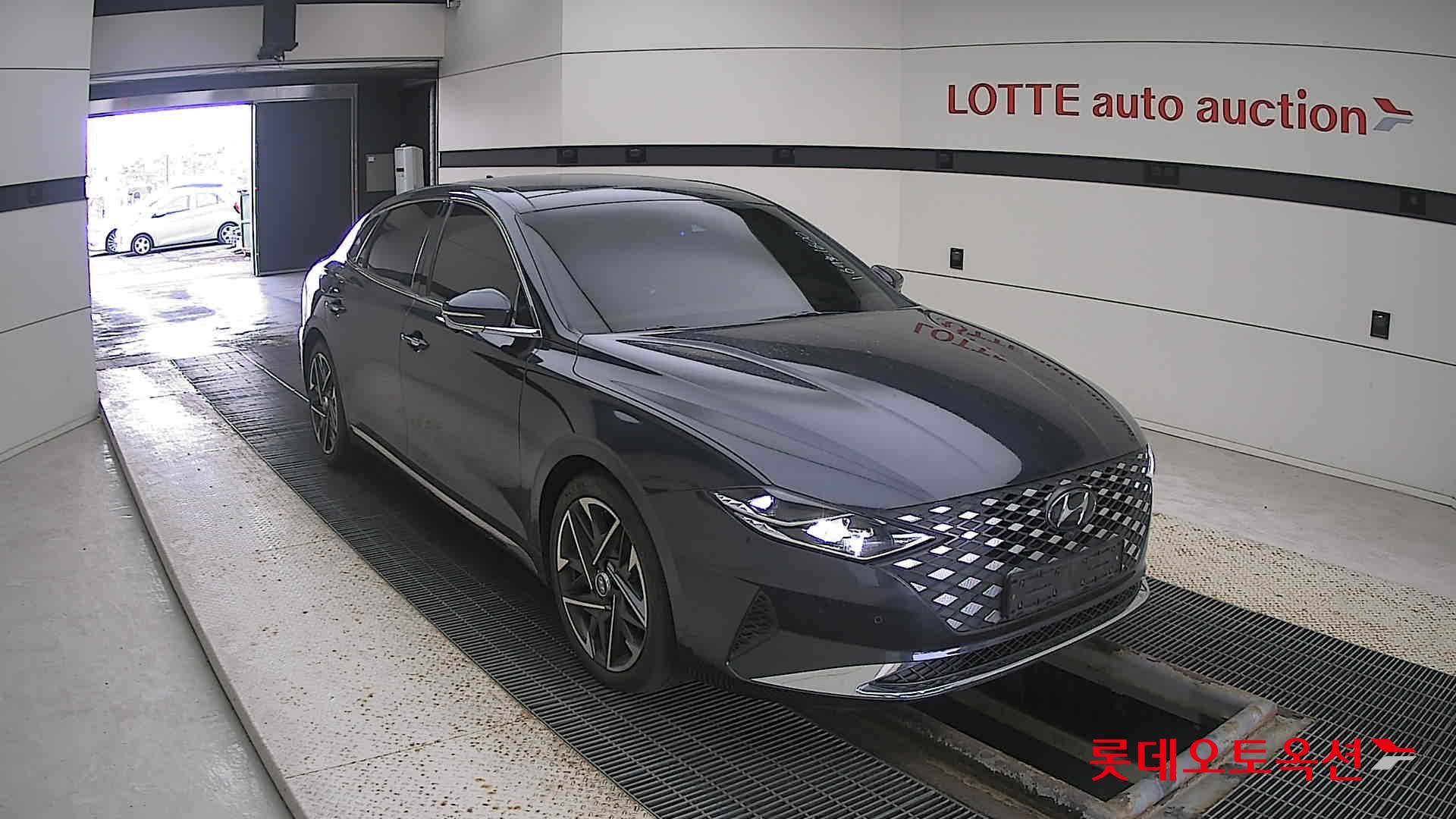 Hyundai Grandeur 2022 Oxford Blue Metallic из Кореи, фото 2