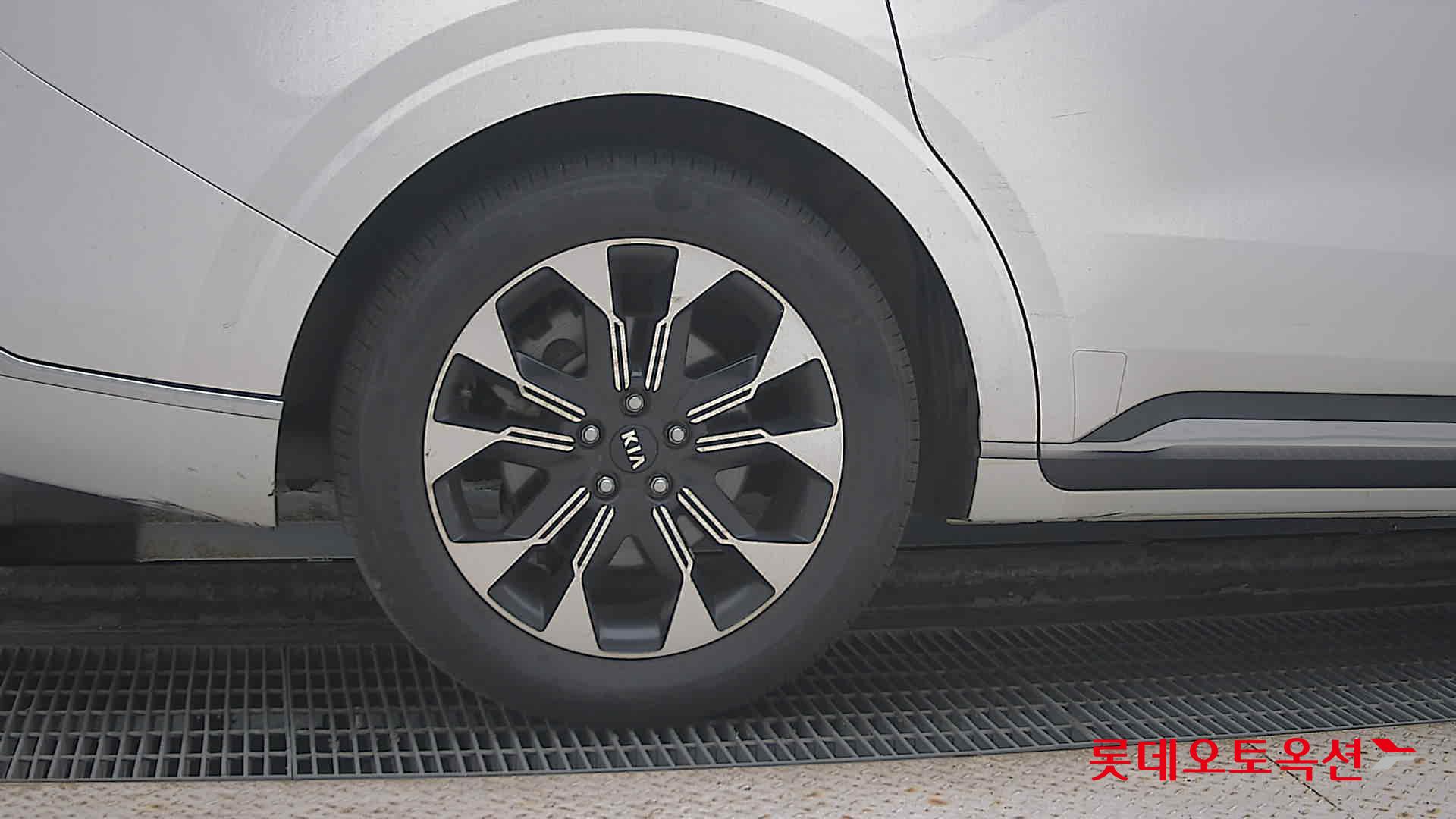 Kia Carnival Hairimujin id 3436677 из Кореи 24