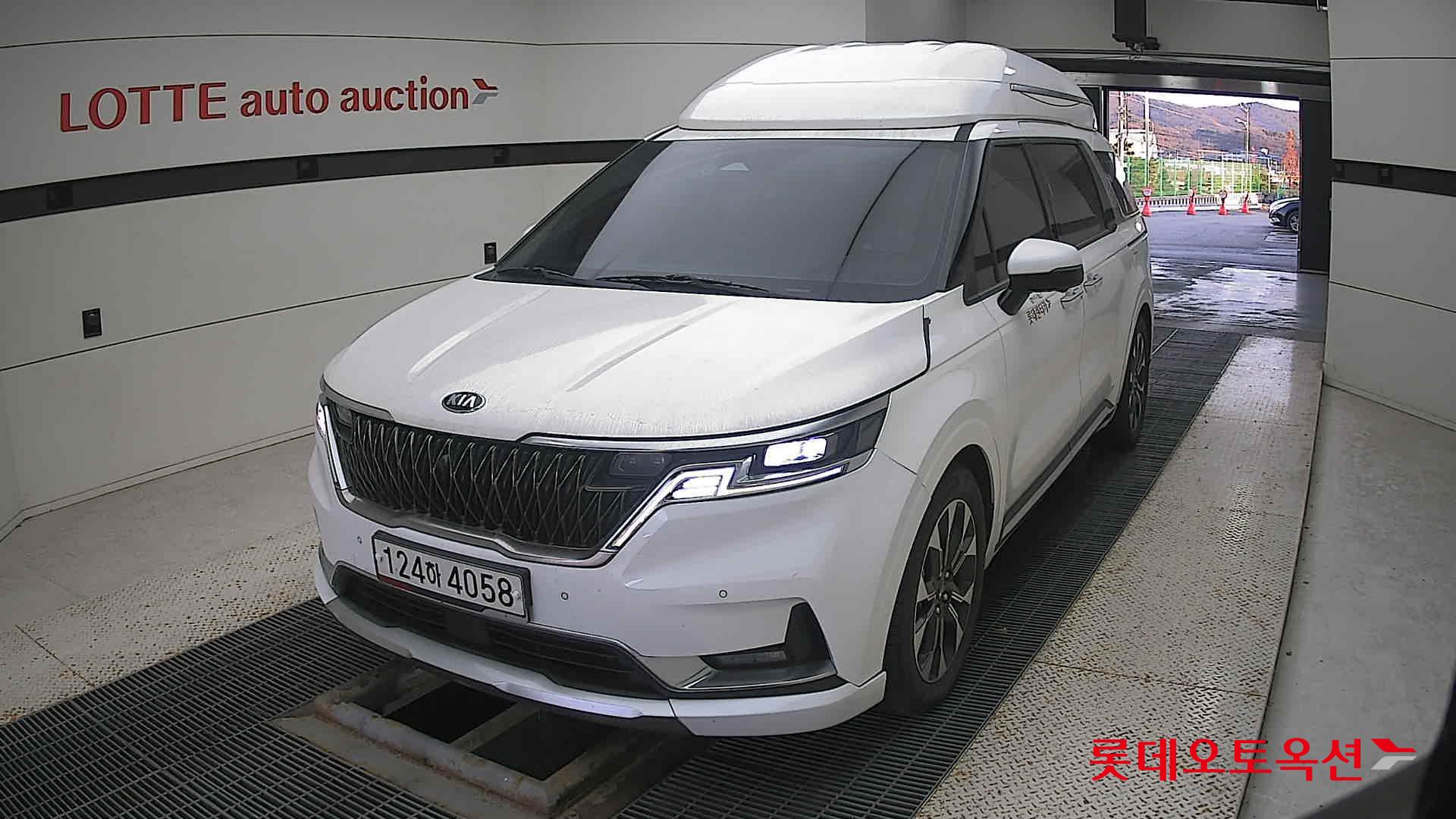 Kia Carnival Hairimujin 2021 Snow White Pearl (optional) из Кореи