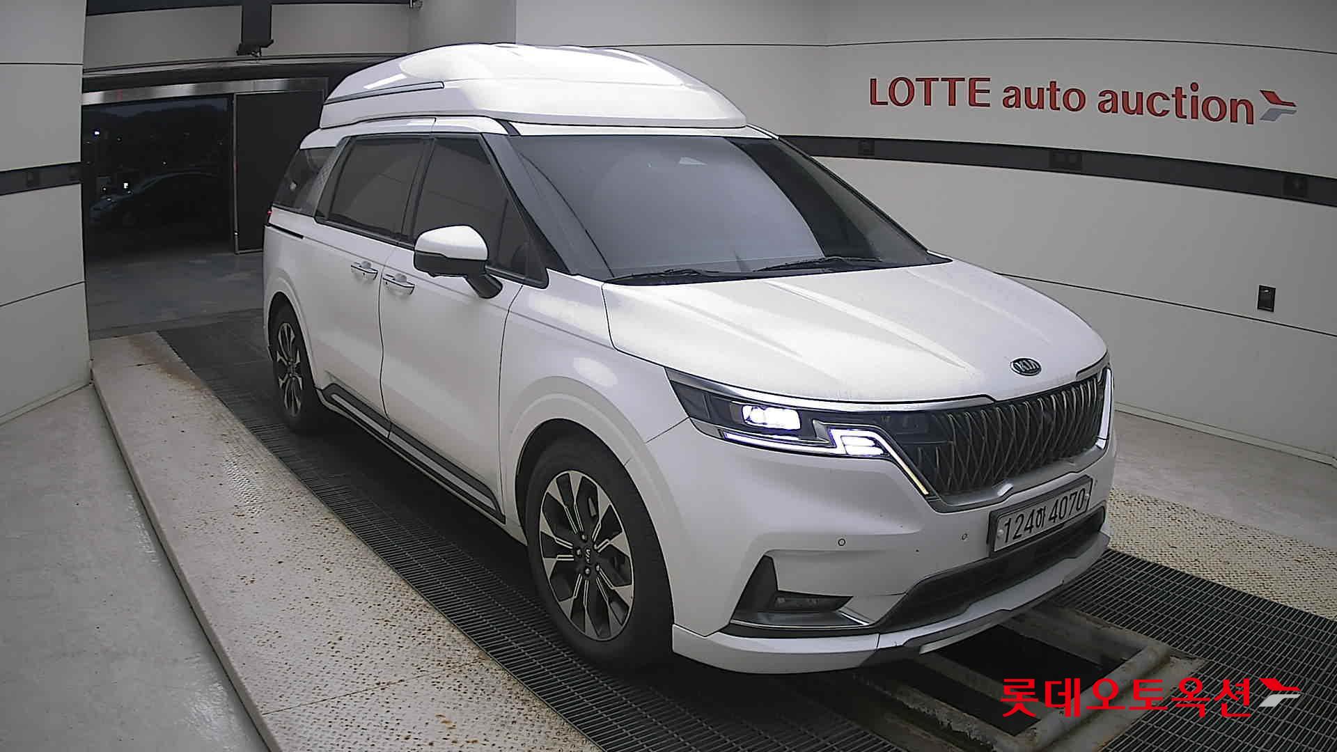 Kia Carnival Hairimujin 2021 Snow White Pearl (optional) из Кореи, фото 2