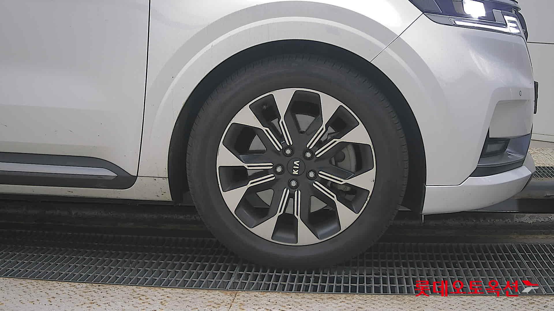 Kia Carnival Hairimujin id 3436629 из Кореи 23