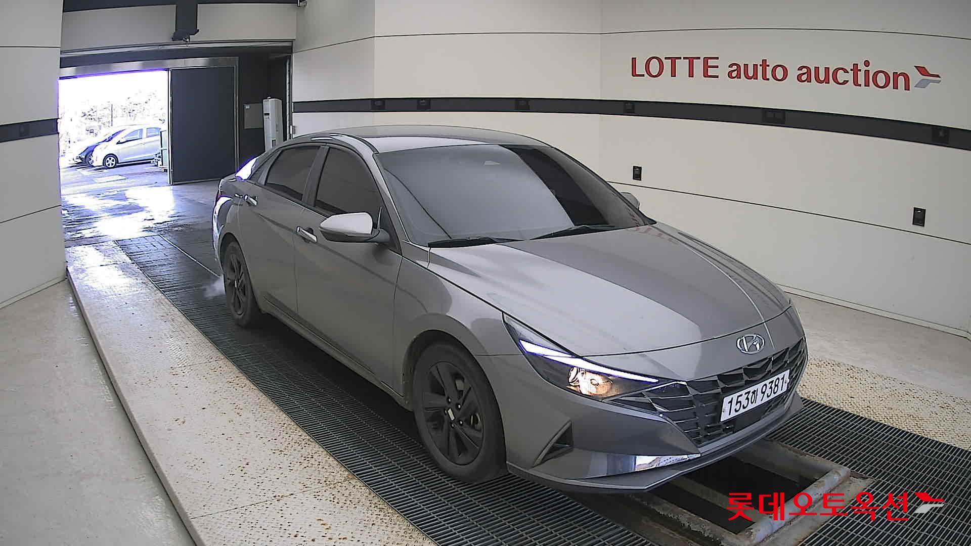 Hyundai Avante Hybrid 2021 Fluid Metal из Кореи, фото 2