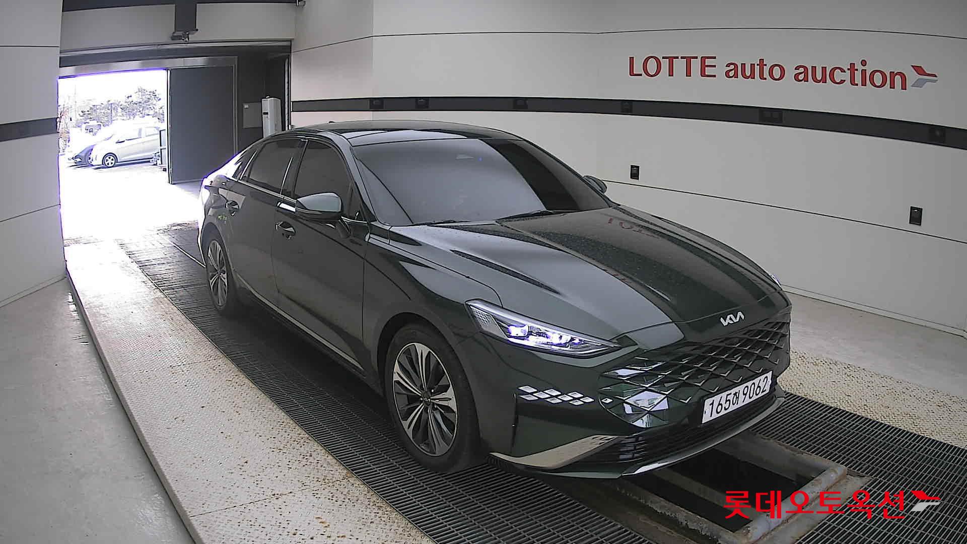 Kia K8 Hybrid 2022 Deep Forest Green из Кореи, фото 2