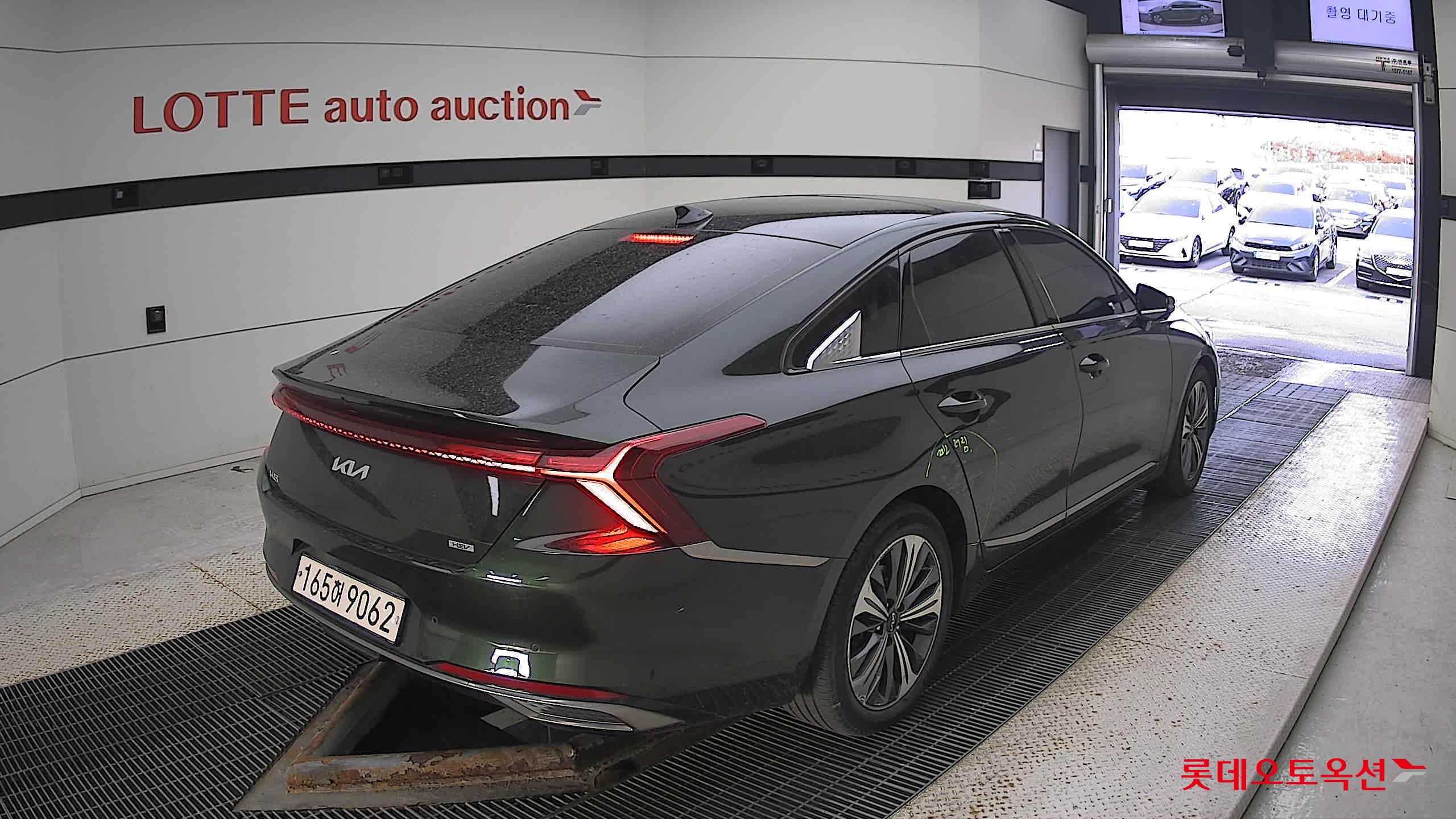 Kia K8 Hybrid 2022 Deep Forest Green из Кореи, фото 4