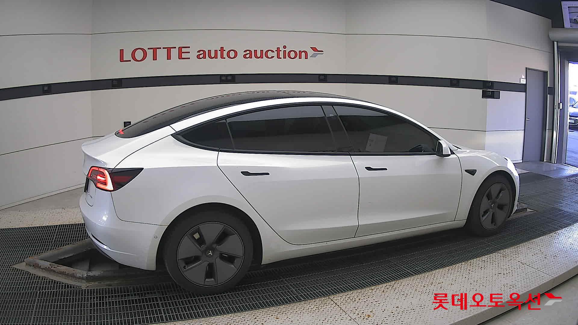 Tesla Model 3 Long Range id 3446784 из Кореи 18