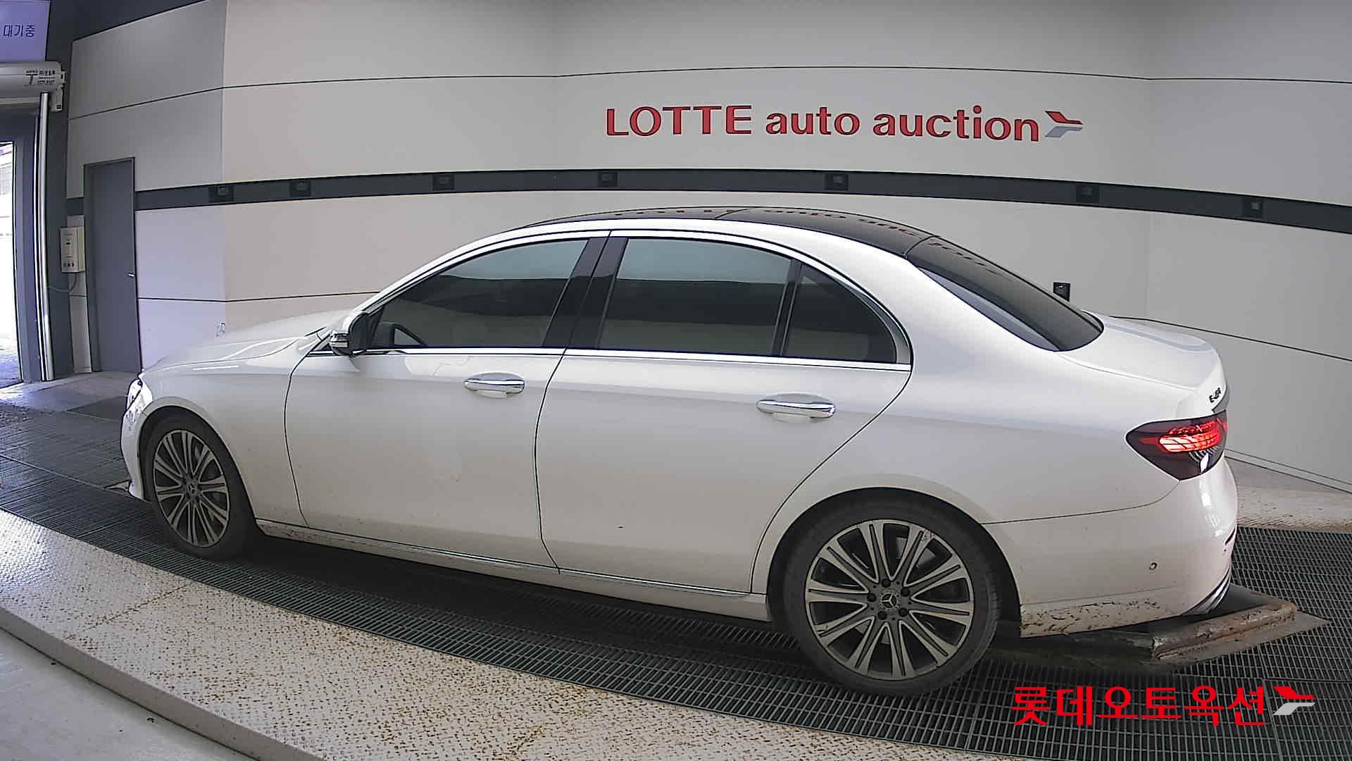 Mercedes-Benz Mercedes-Benz E450 4MATIC id 3441832 из Кореи 11