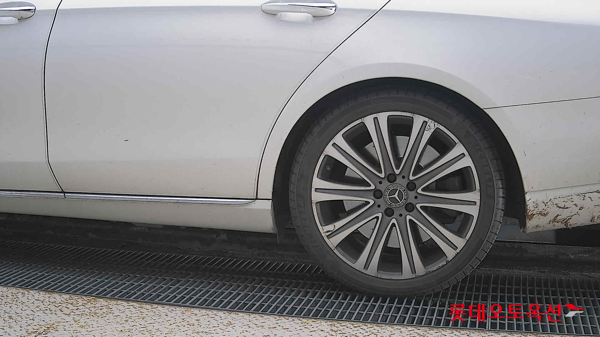 Mercedes-Benz Mercedes-Benz E450 4MATIC id 3441832 из Кореи 22