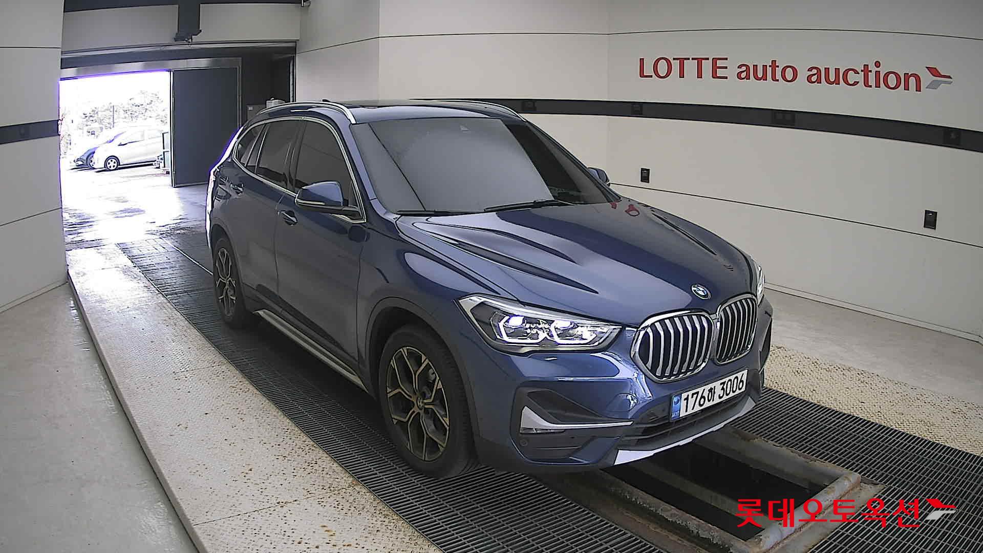 BMW  X1 xDrive18d 2021 Синий из Кореи, фото 2