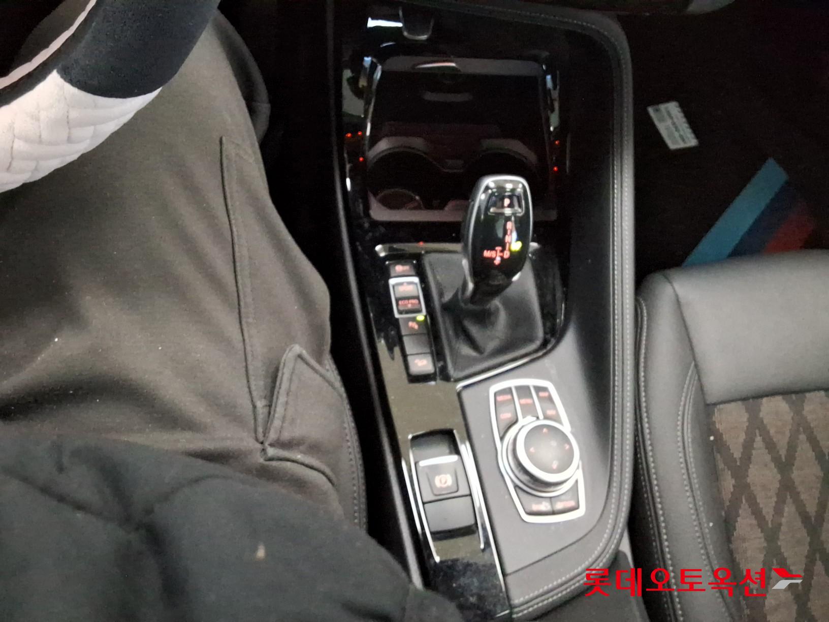 BMW  X1 xDrive18d id 3441830 из Кореи 32