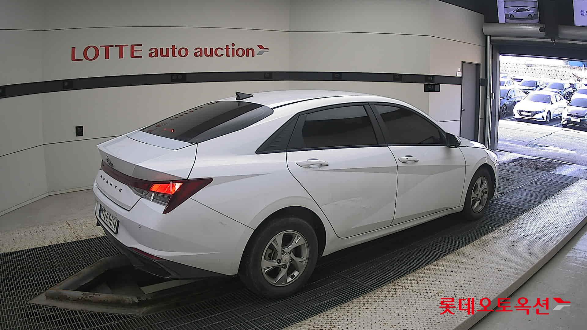 Hyundai Avante id 3436595 из Кореи 19