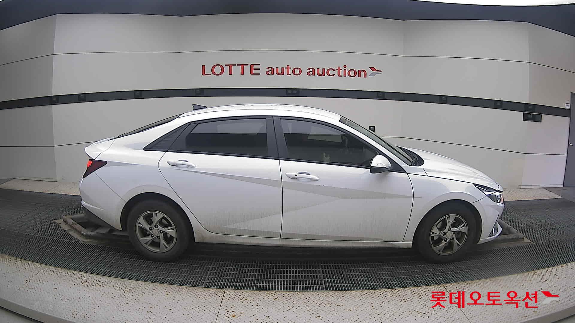 Hyundai Avante 2021 Polar White из Кореи, фото 3