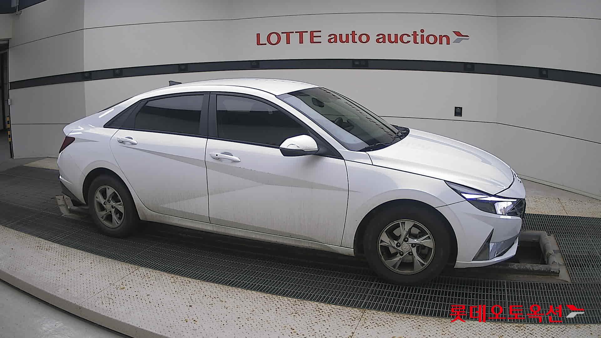 Hyundai Avante id 3471625 из Кореи 17