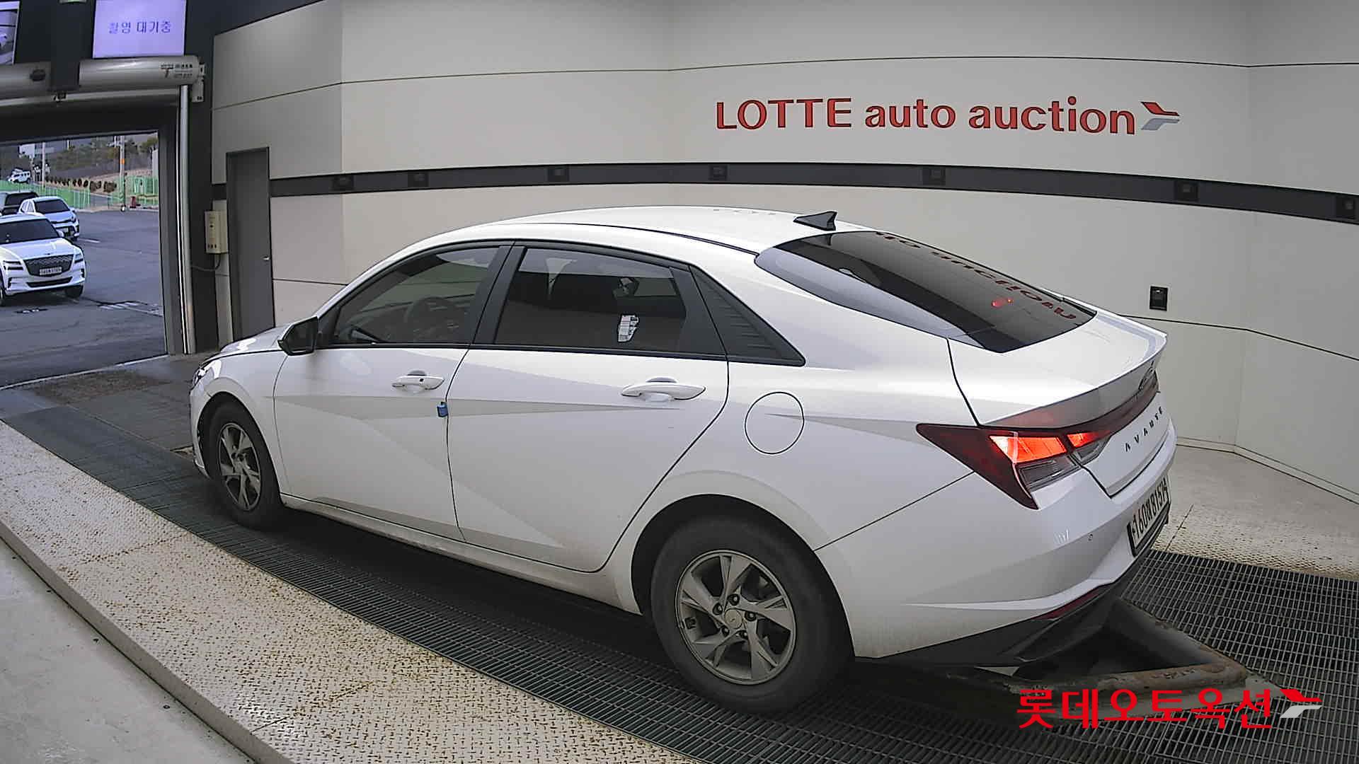 Hyundai Avante id 3471634 из Кореи 10