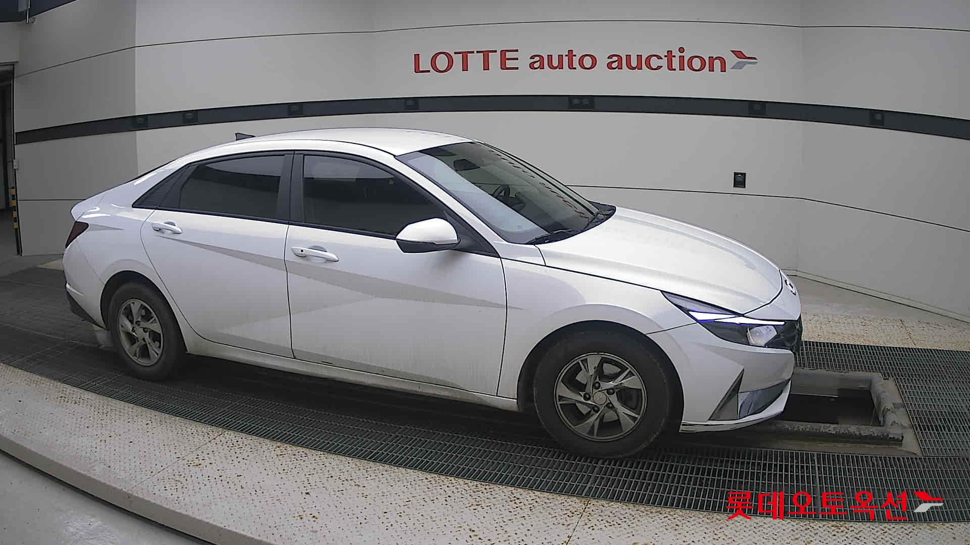 Hyundai Avante id 3471634 из Кореи 17