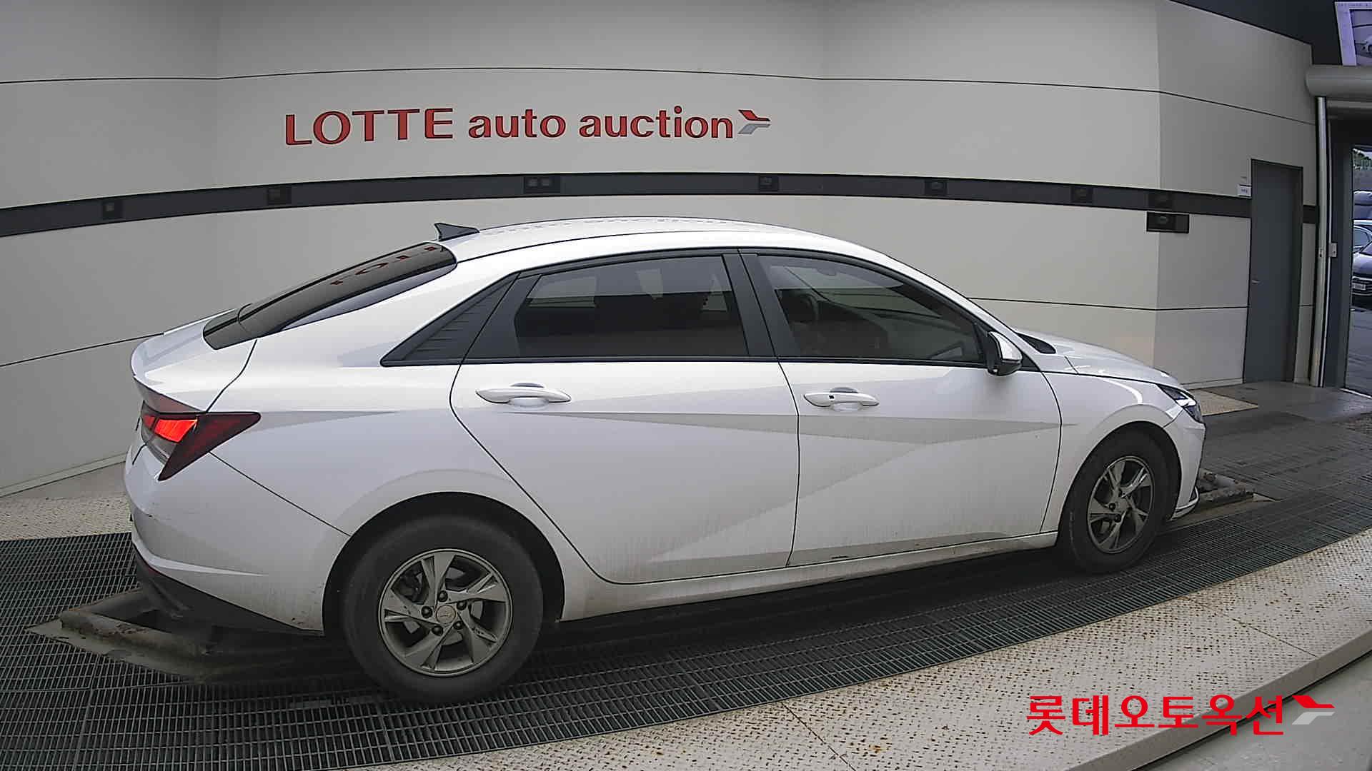 Hyundai Avante id 3471634 из Кореи 18