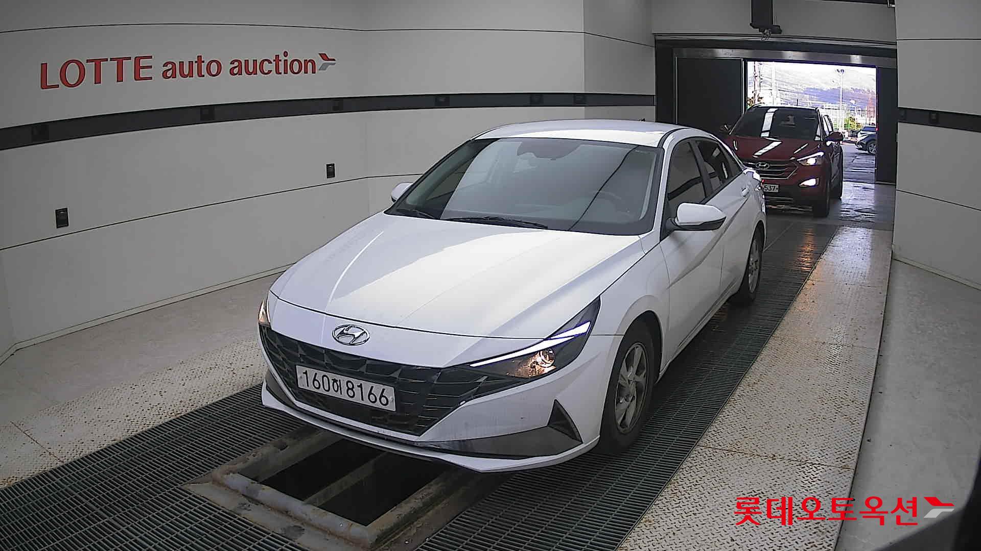 Hyundai Avante 2021 Polar White из Кореи