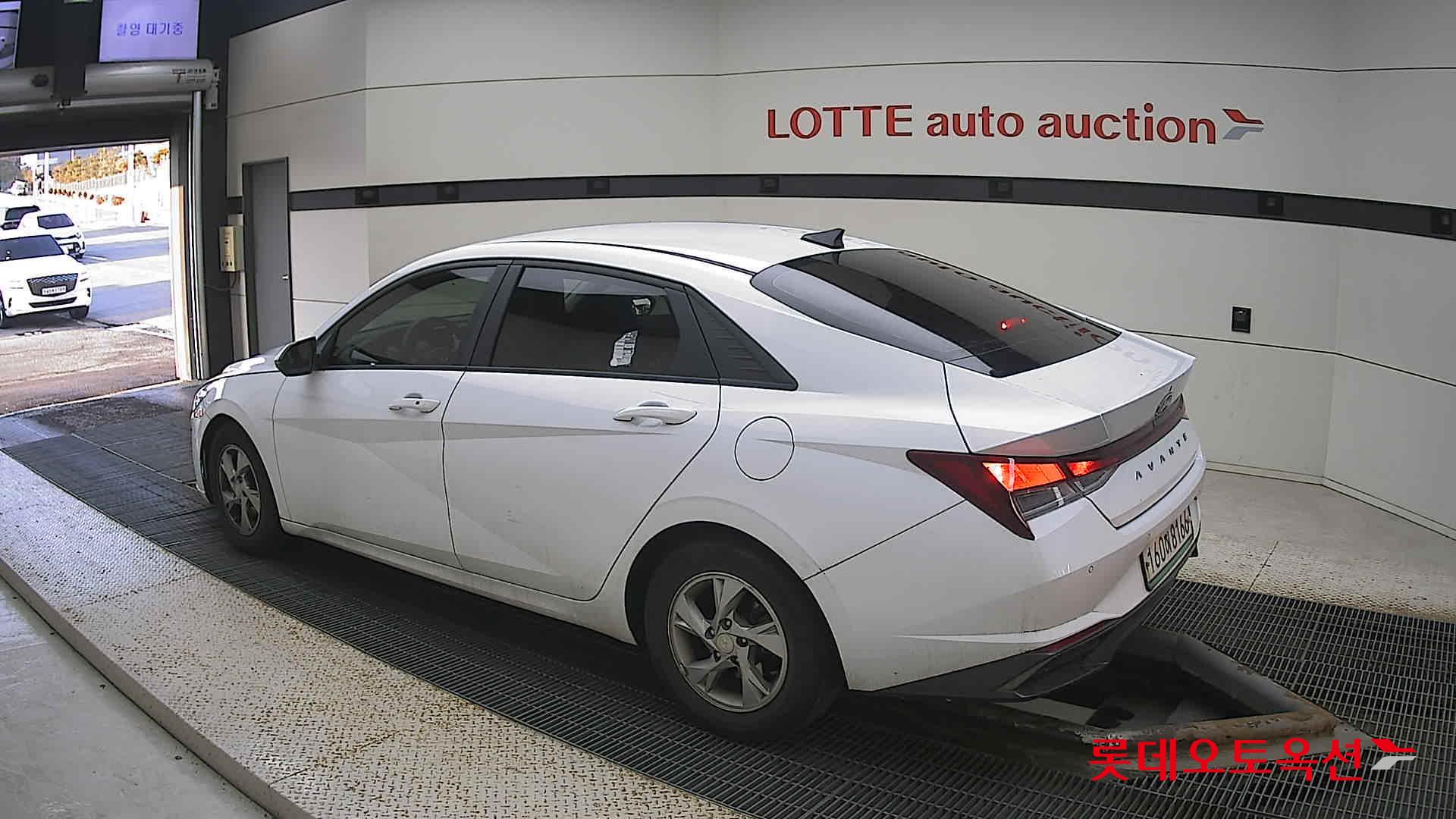 Hyundai Avante id 3471620 из Кореи 10