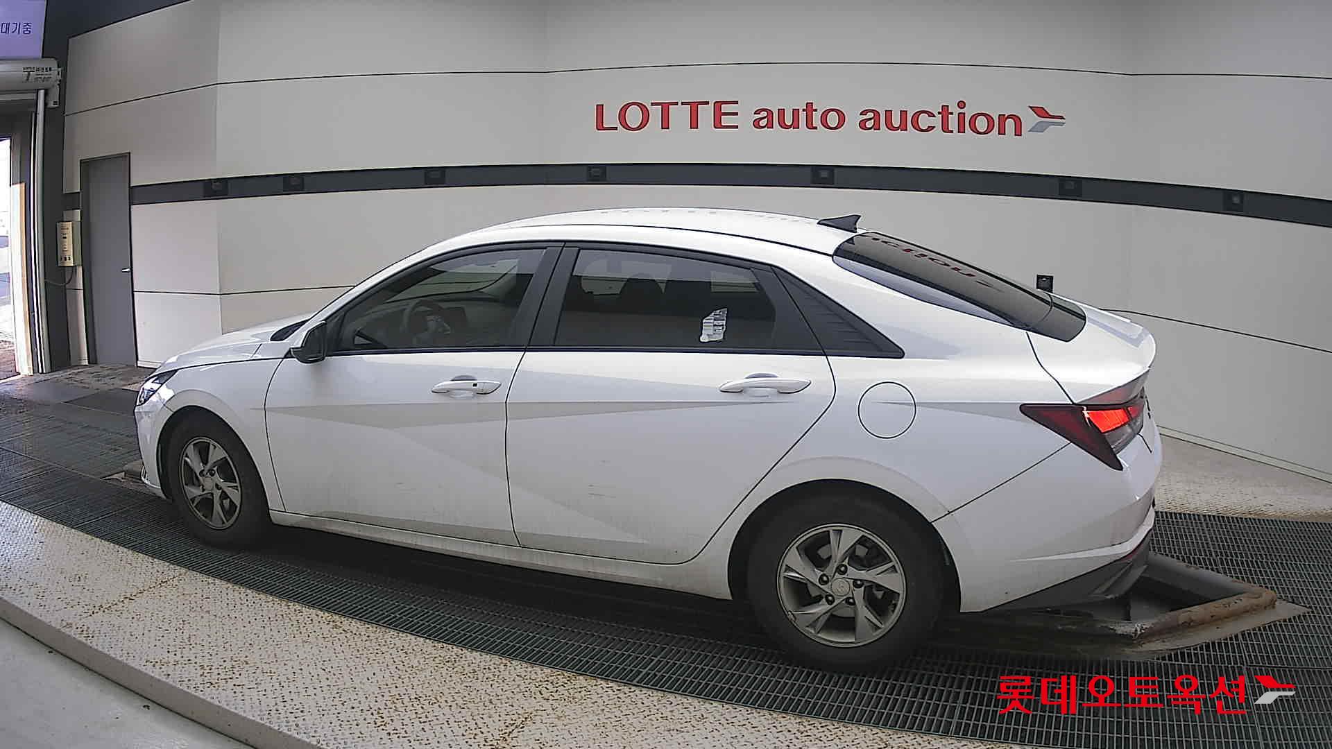 Hyundai Avante id 3471620 из Кореи 11