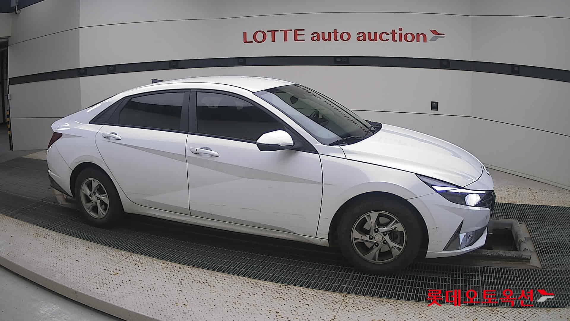 Hyundai Avante id 3471620 из Кореи 17