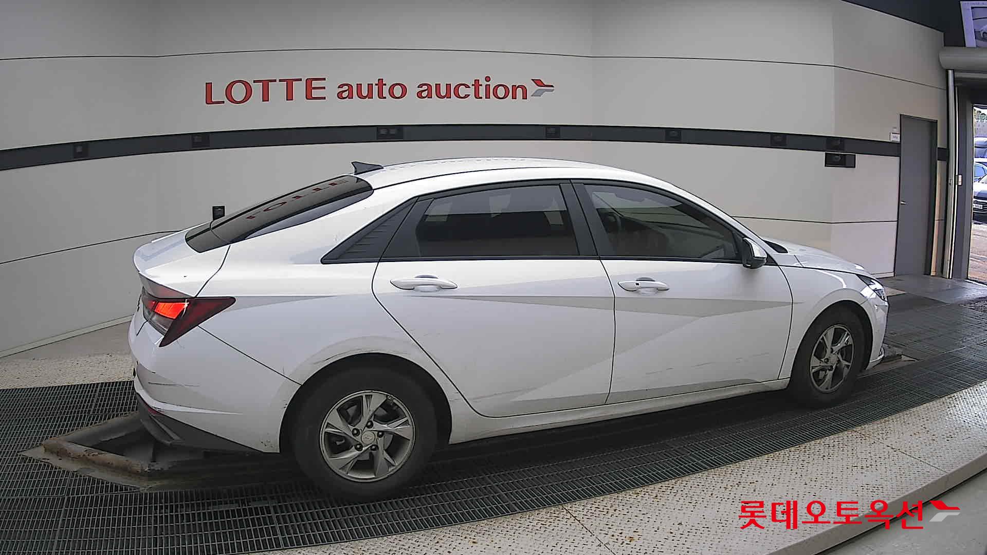 Hyundai Avante id 3471620 из Кореи 18