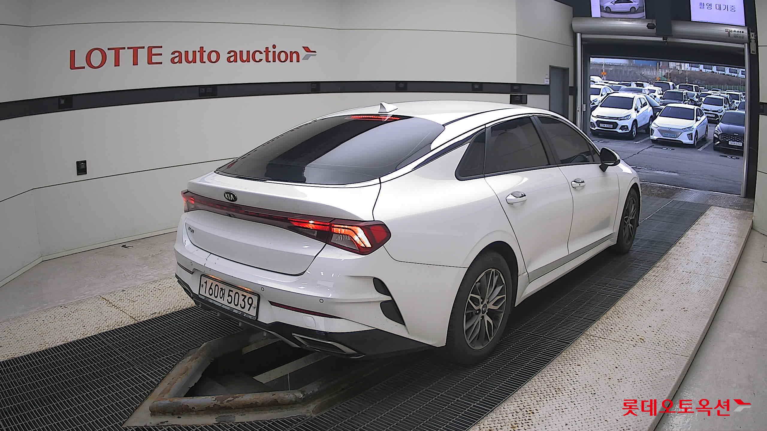 Kia K5 2021 Snow White Pearl (optional) из Кореи, фото 4