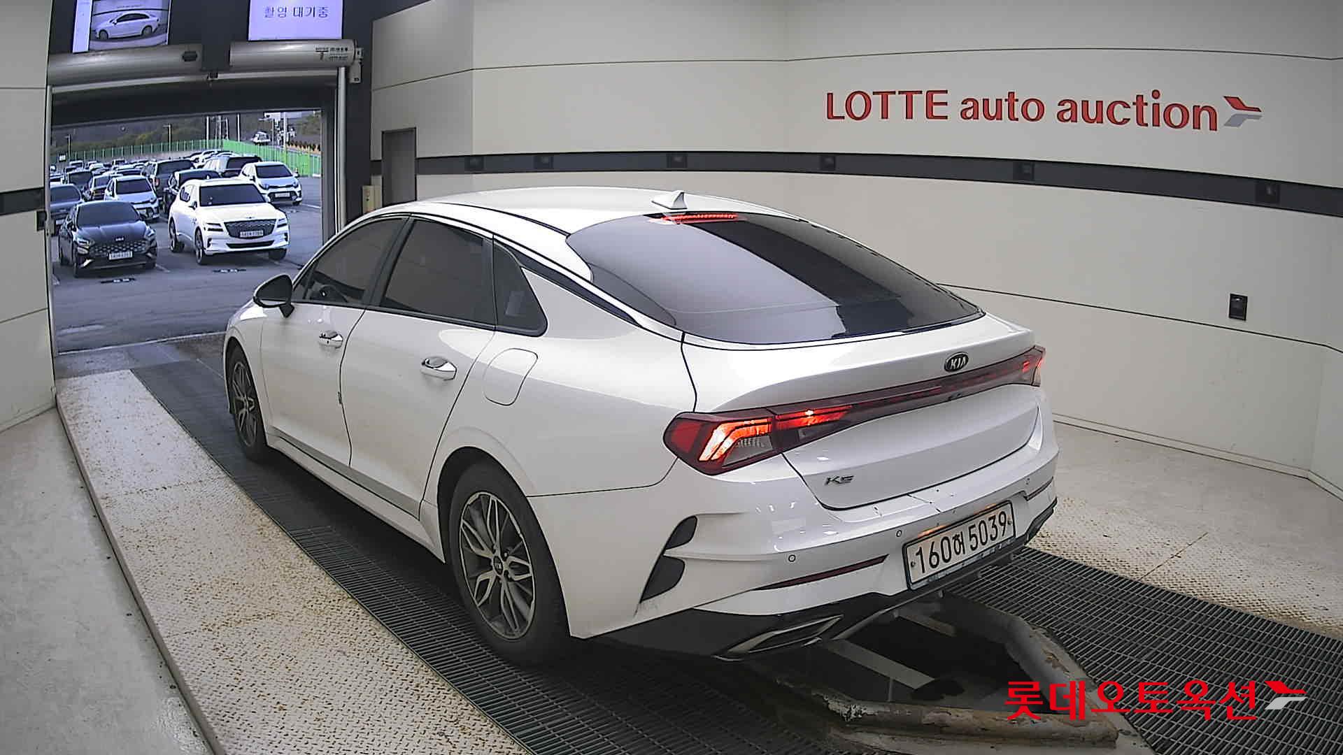 Kia K5 2021 Snow White Pearl (optional) из Кореи, фото 6